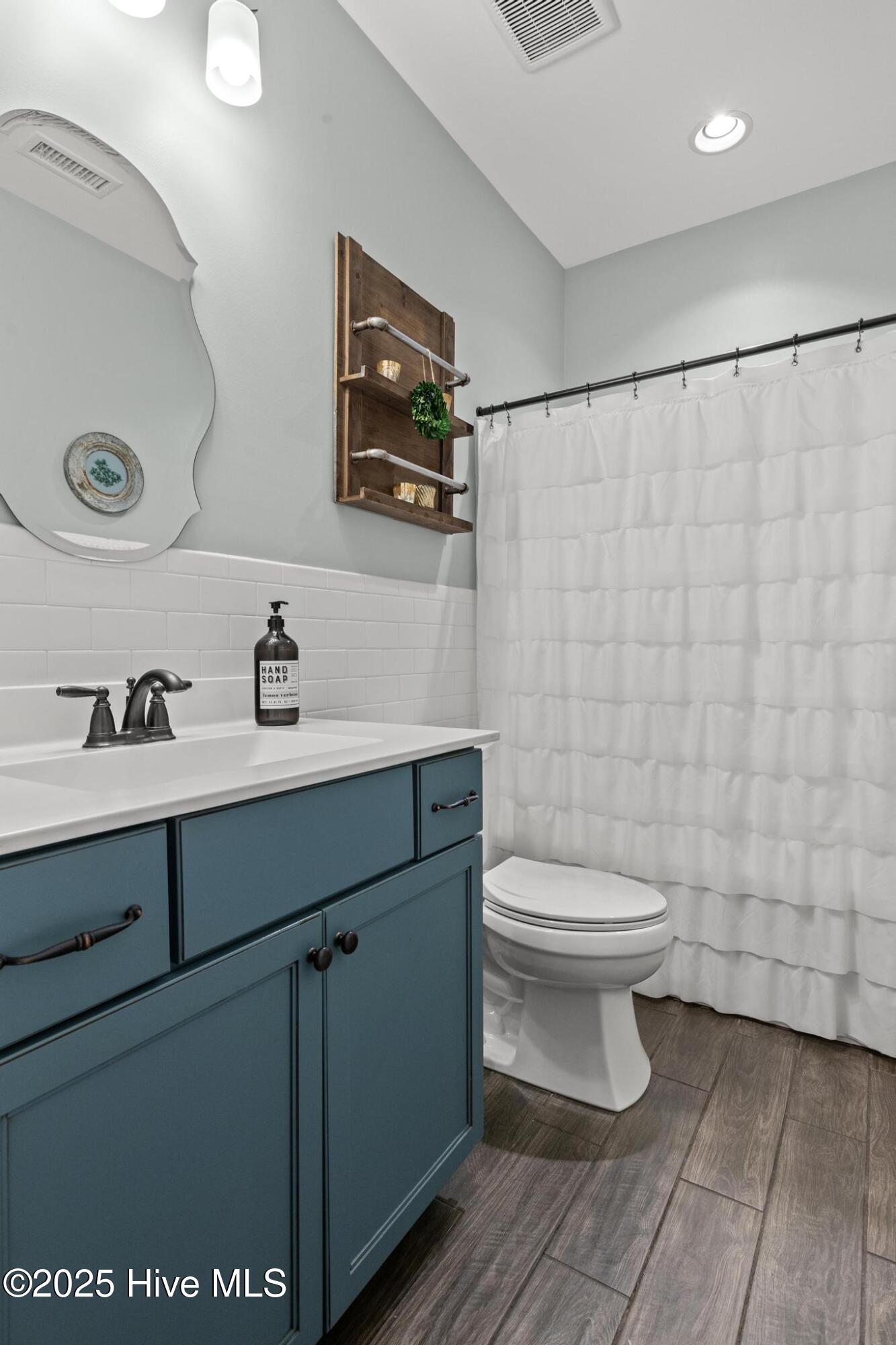 3548 Willow Green Drive