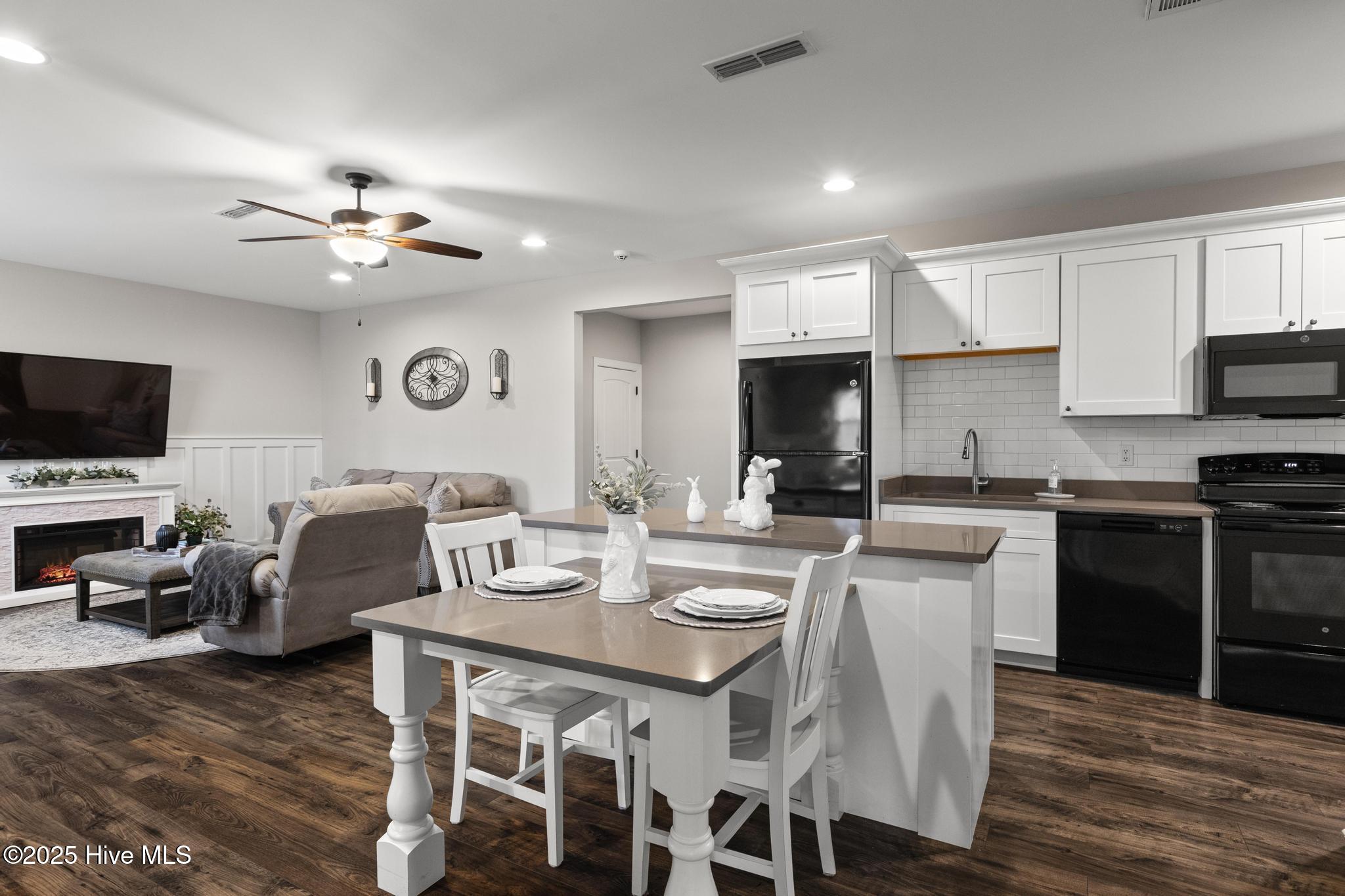 3548 Willow Green Drive