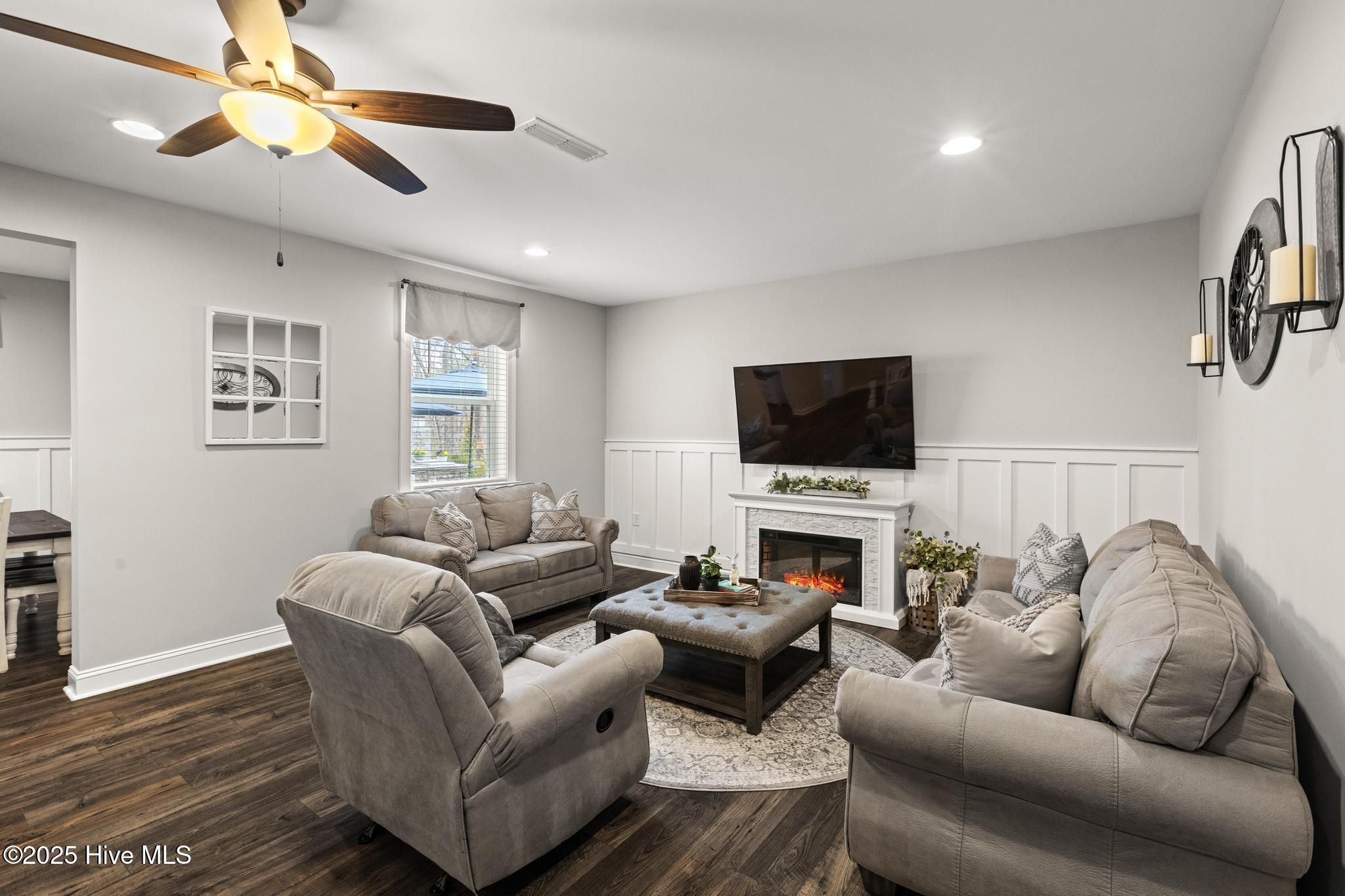 3548 Willow Green Drive