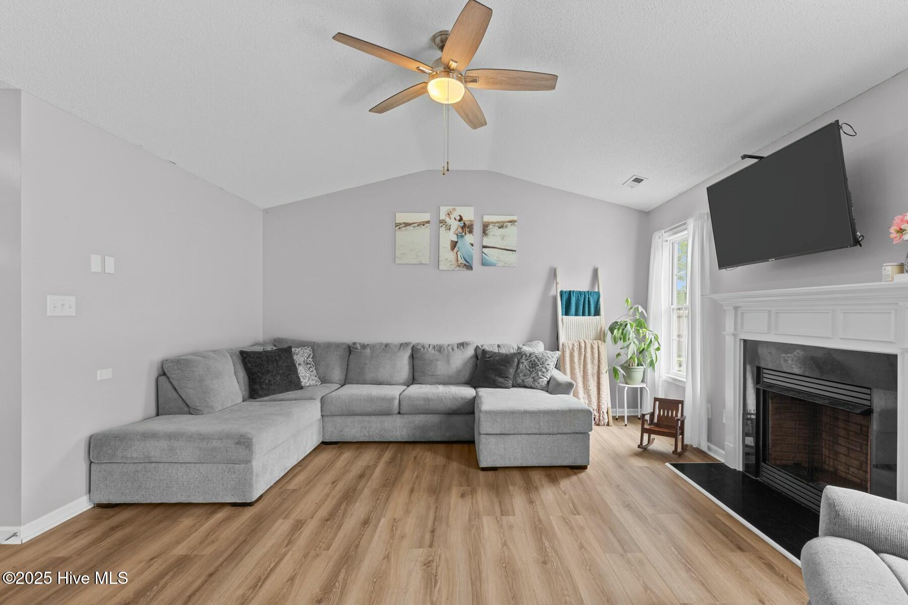 415 Jessica Court