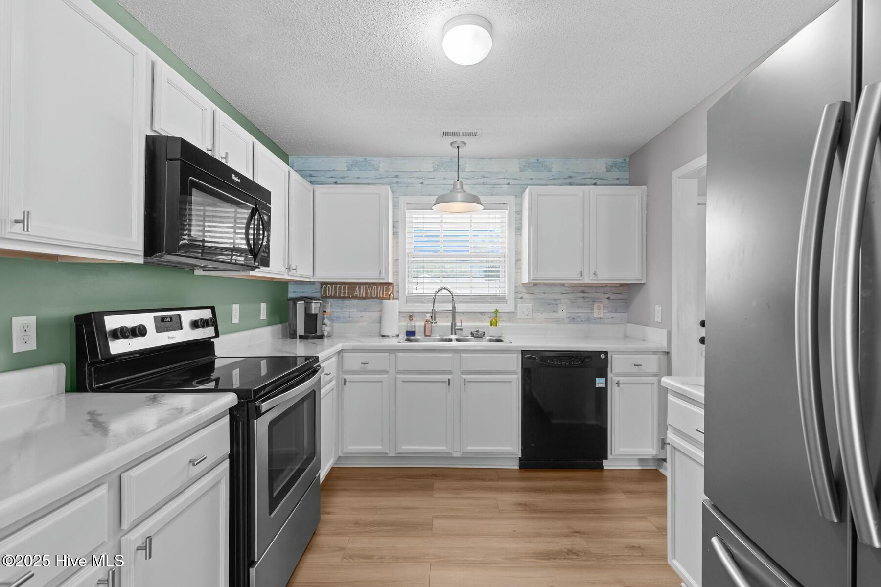 415 Jessica Court