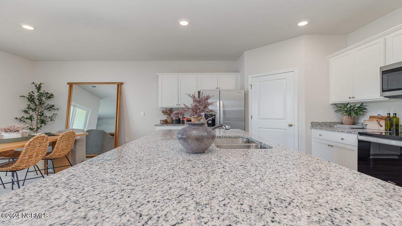 960 Stanbury Bluff Road SW