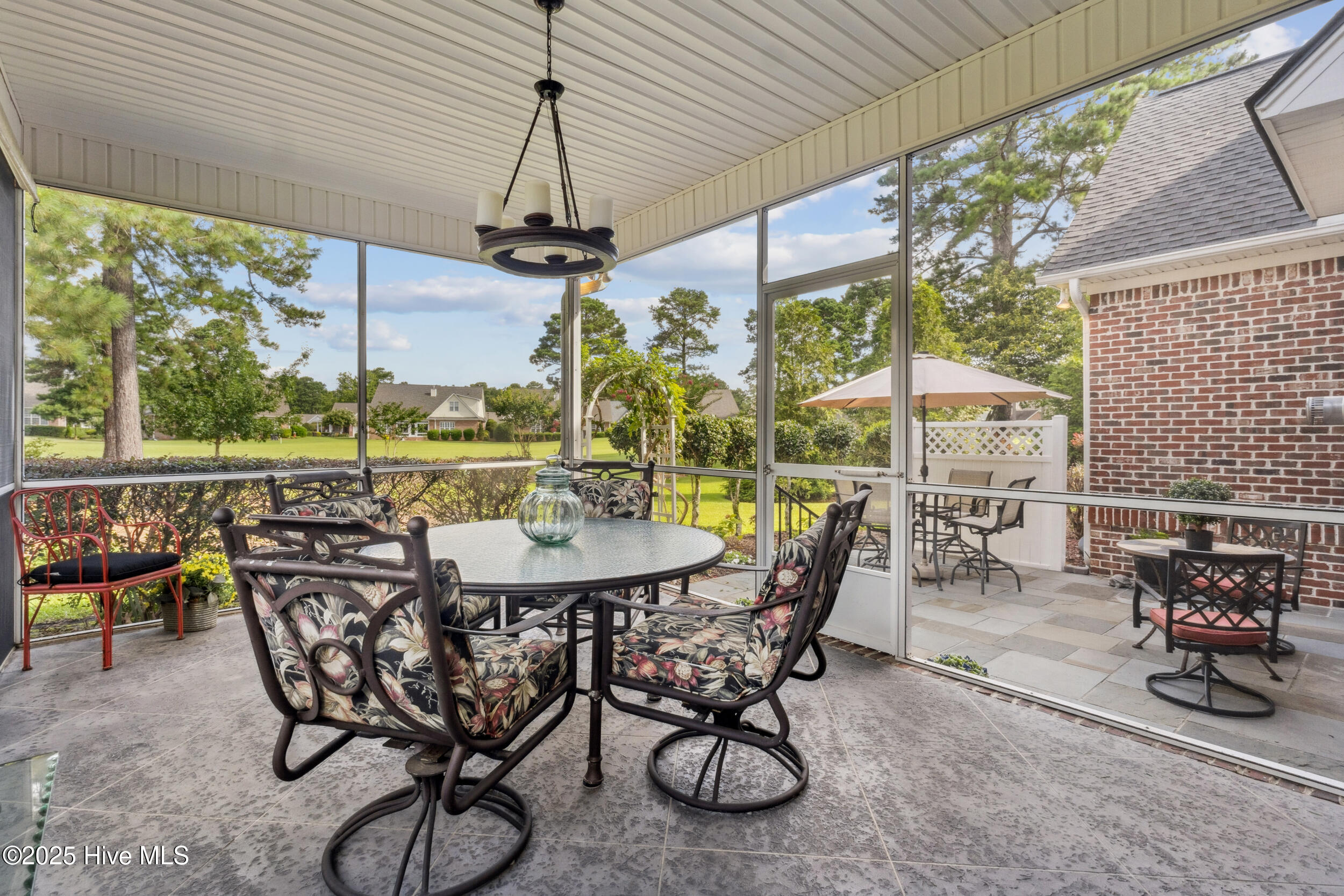 1110 Hampton Pines Court
