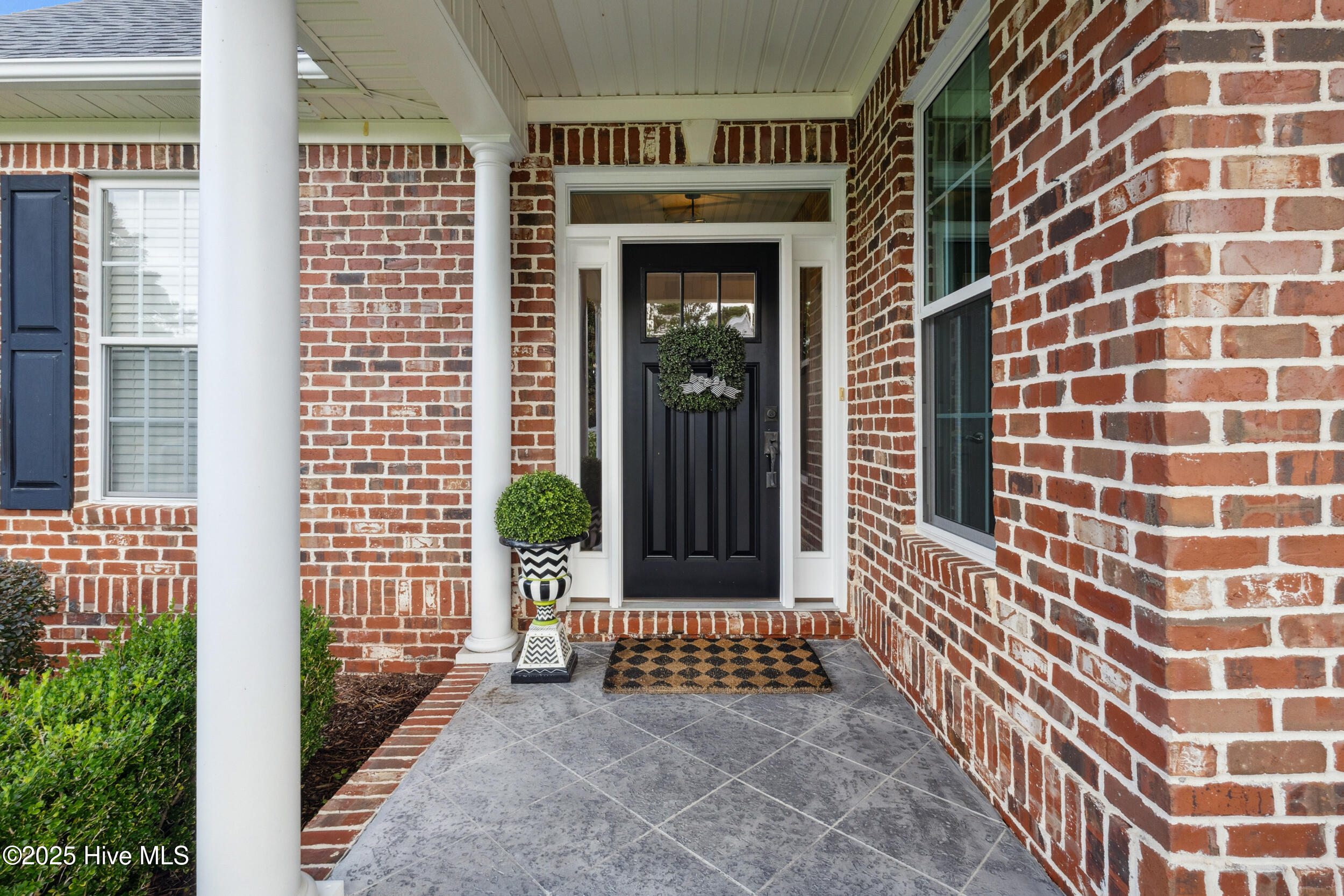 1110 Hampton Pines Court