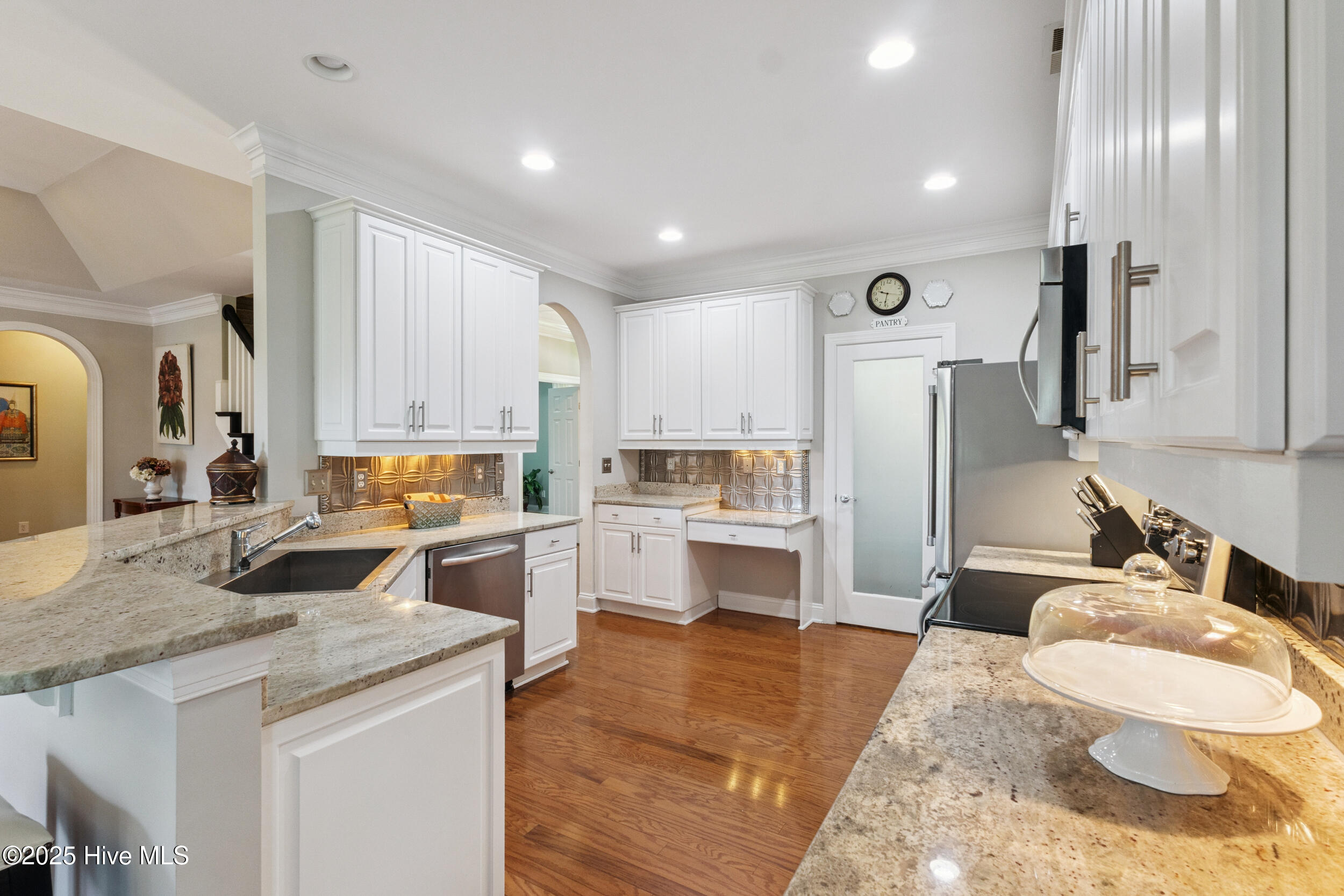1110 Hampton Pines Court