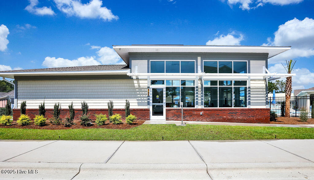 1110 Hampton Pines Court