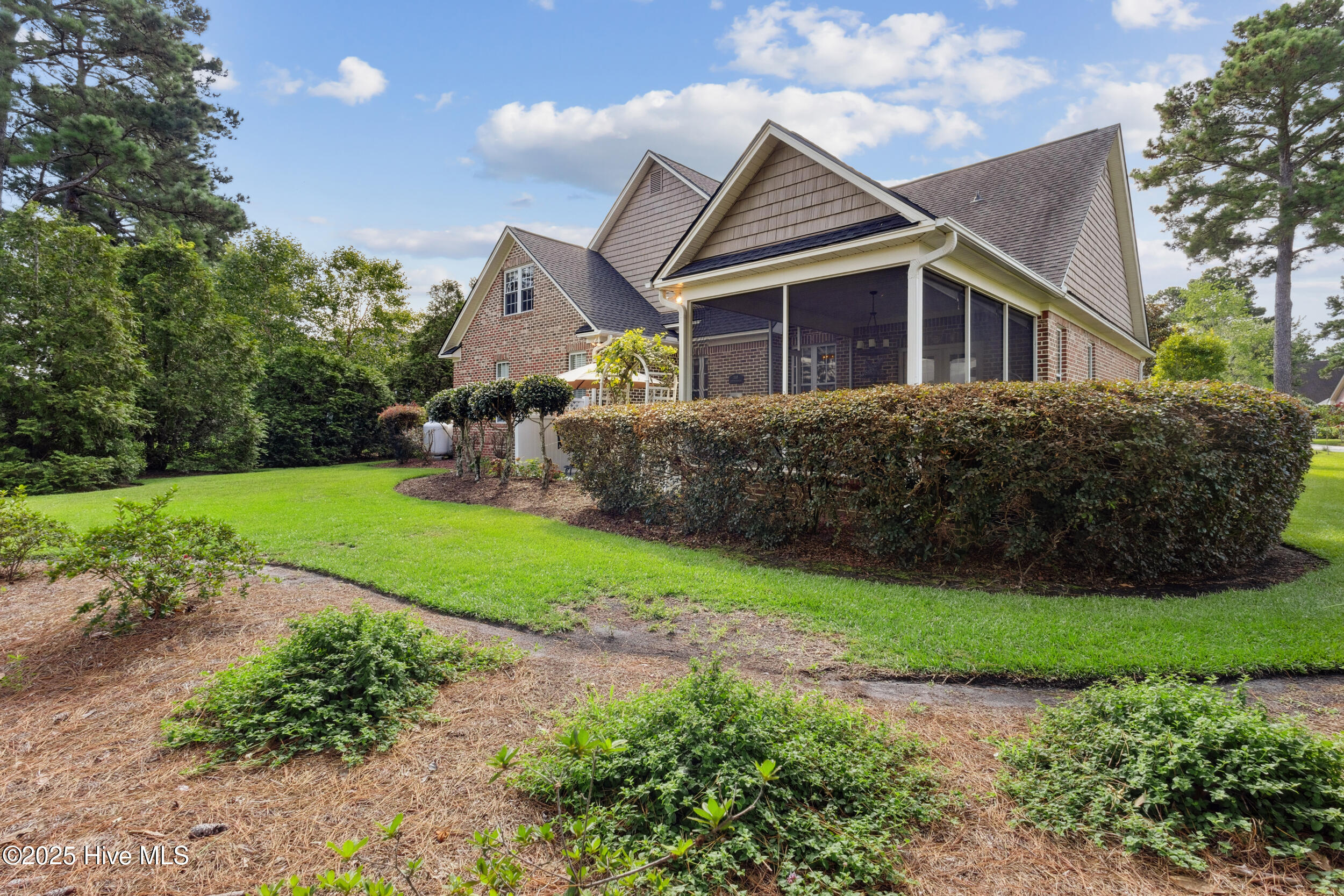 1110 Hampton Pines Court