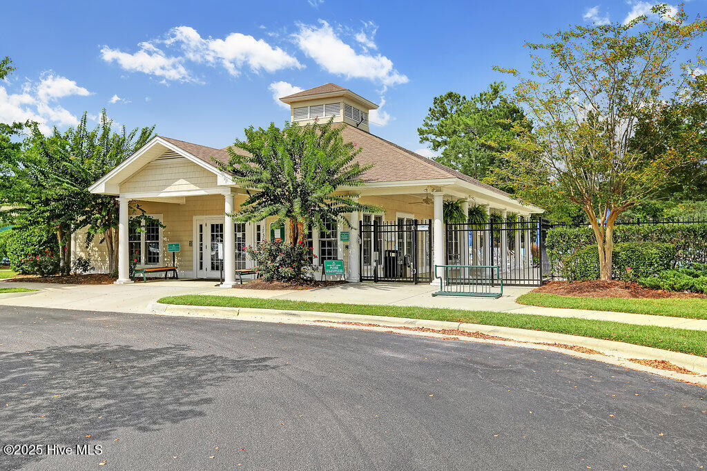 1110 Hampton Pines Court