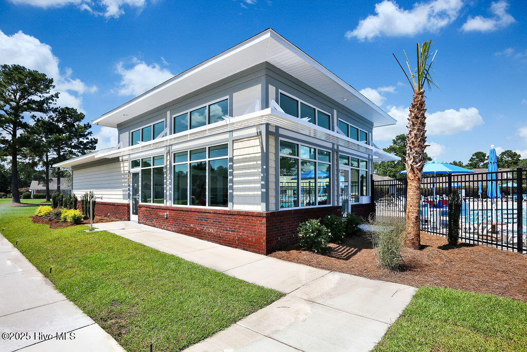 1110 Hampton Pines Court