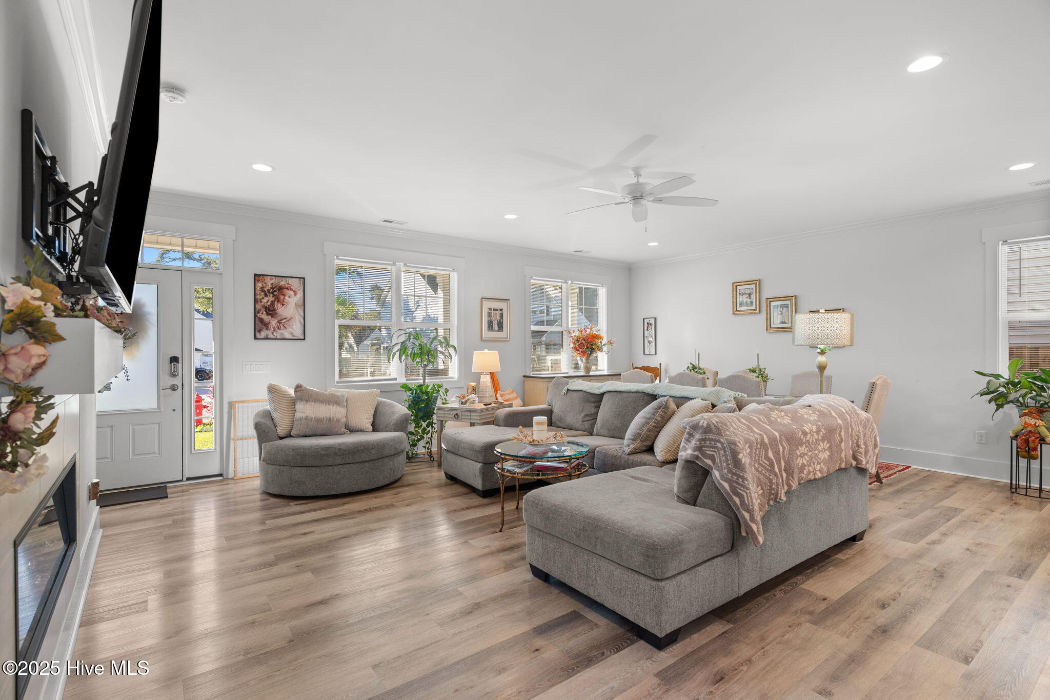 6508 Oak Canopy Drive