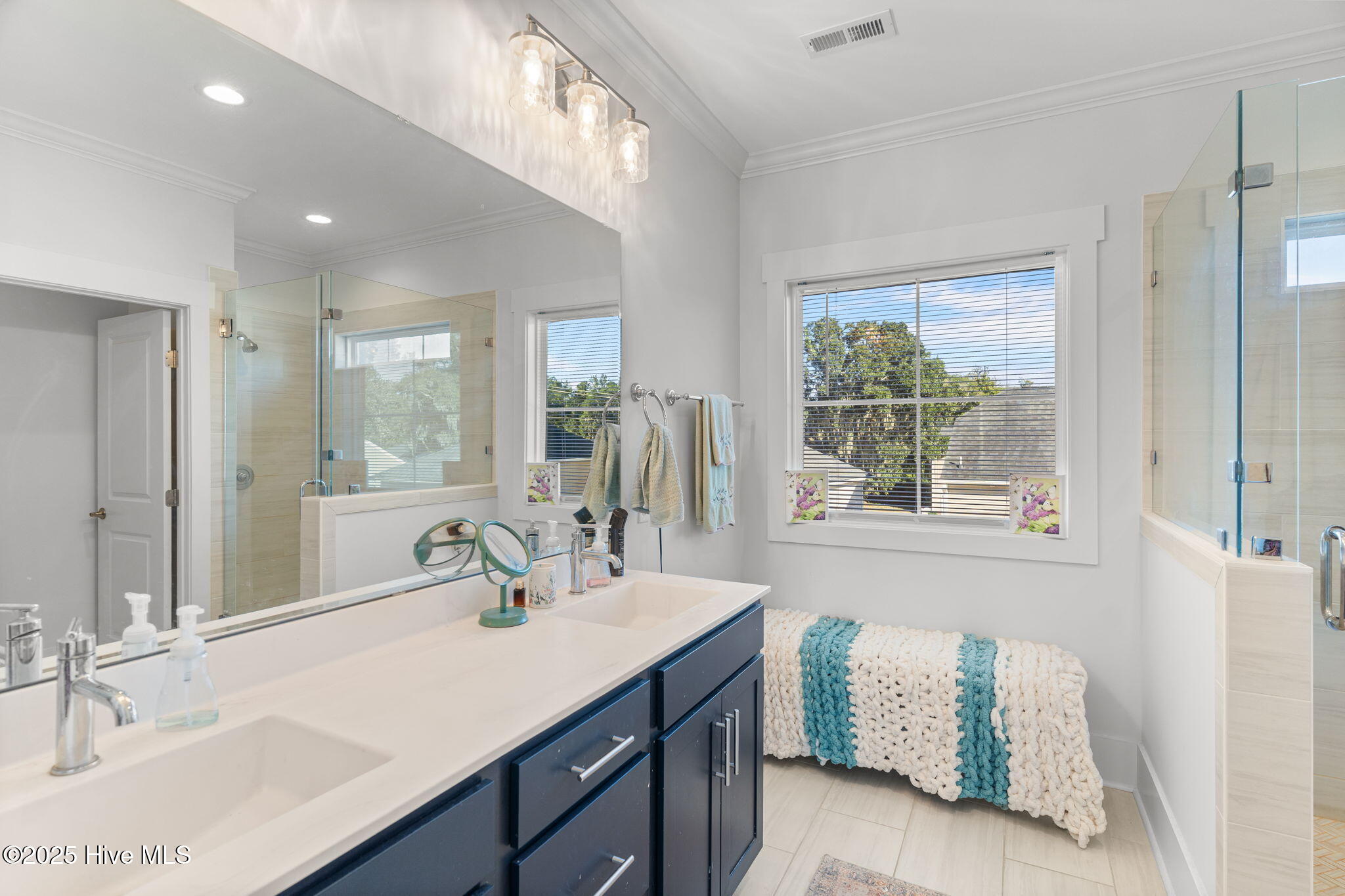 6508 Oak Canopy Drive
