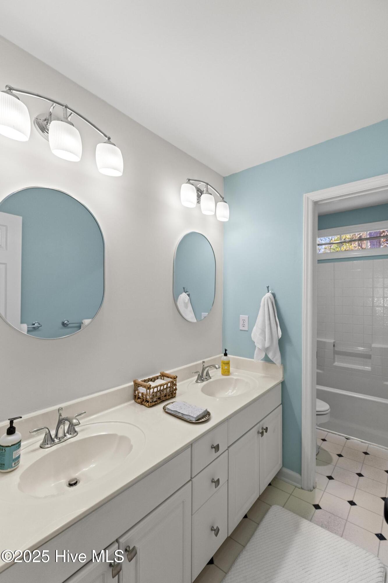 105 Catchpenny Court