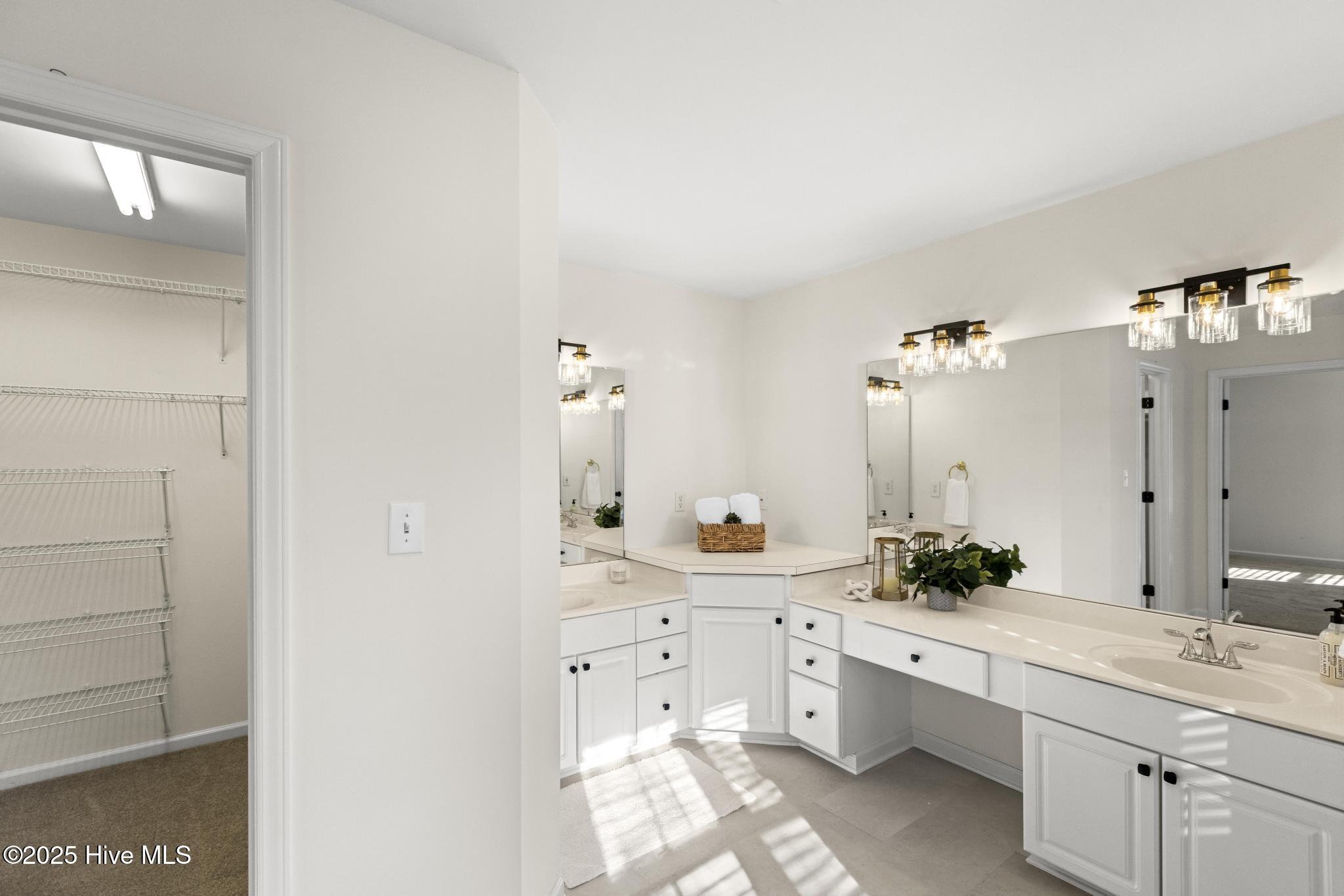 105 Catchpenny Court