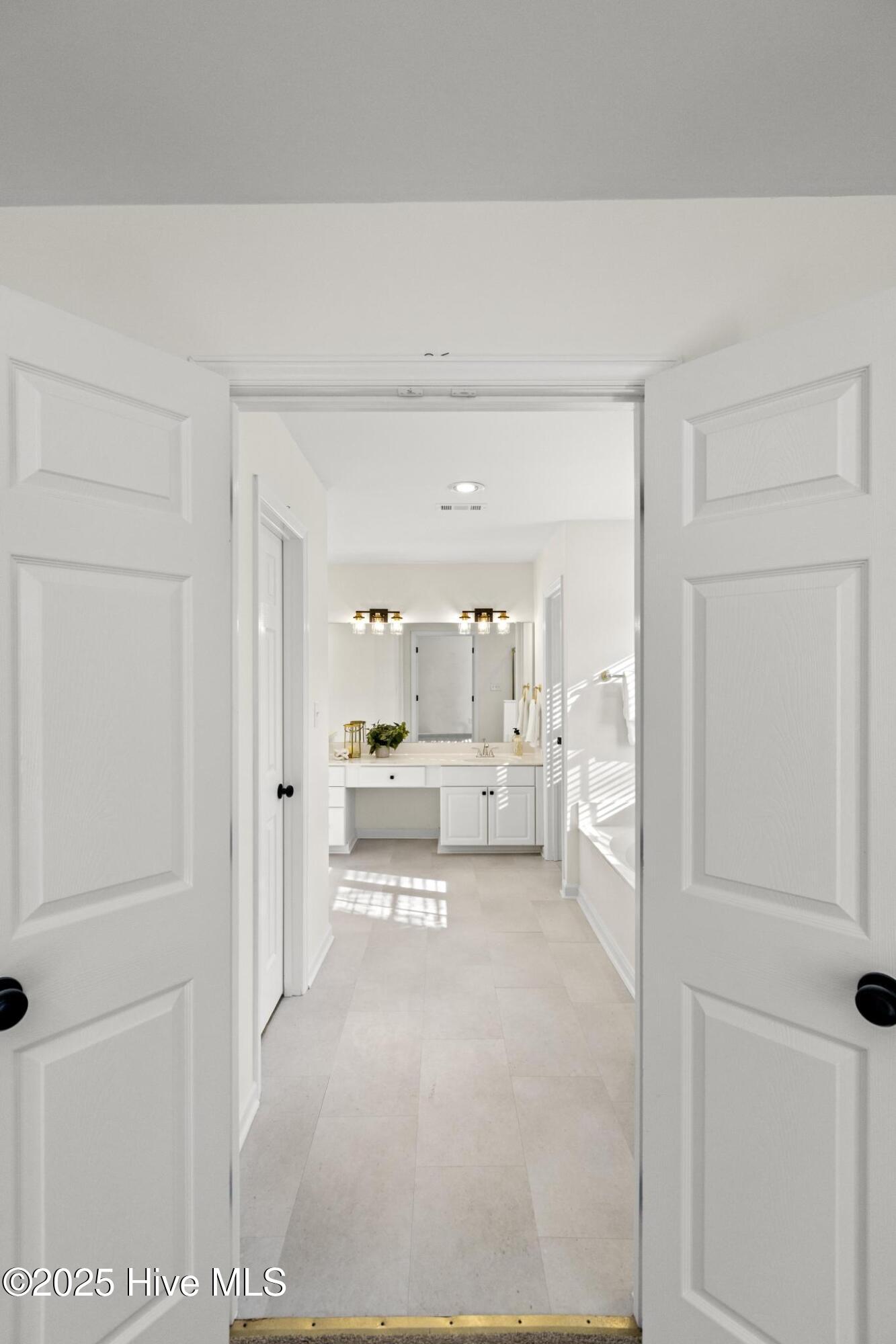 105 Catchpenny Court