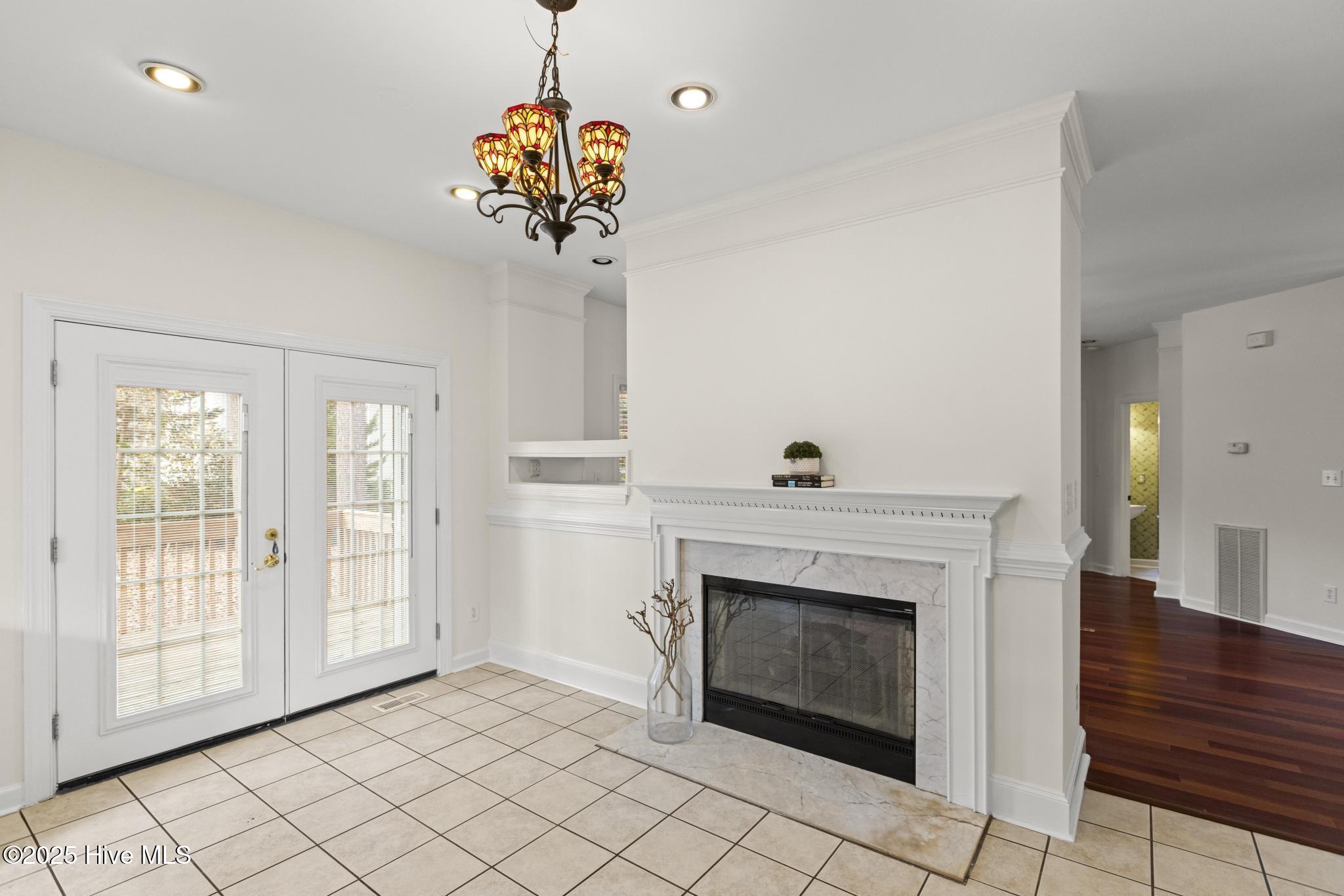 105 Catchpenny Court