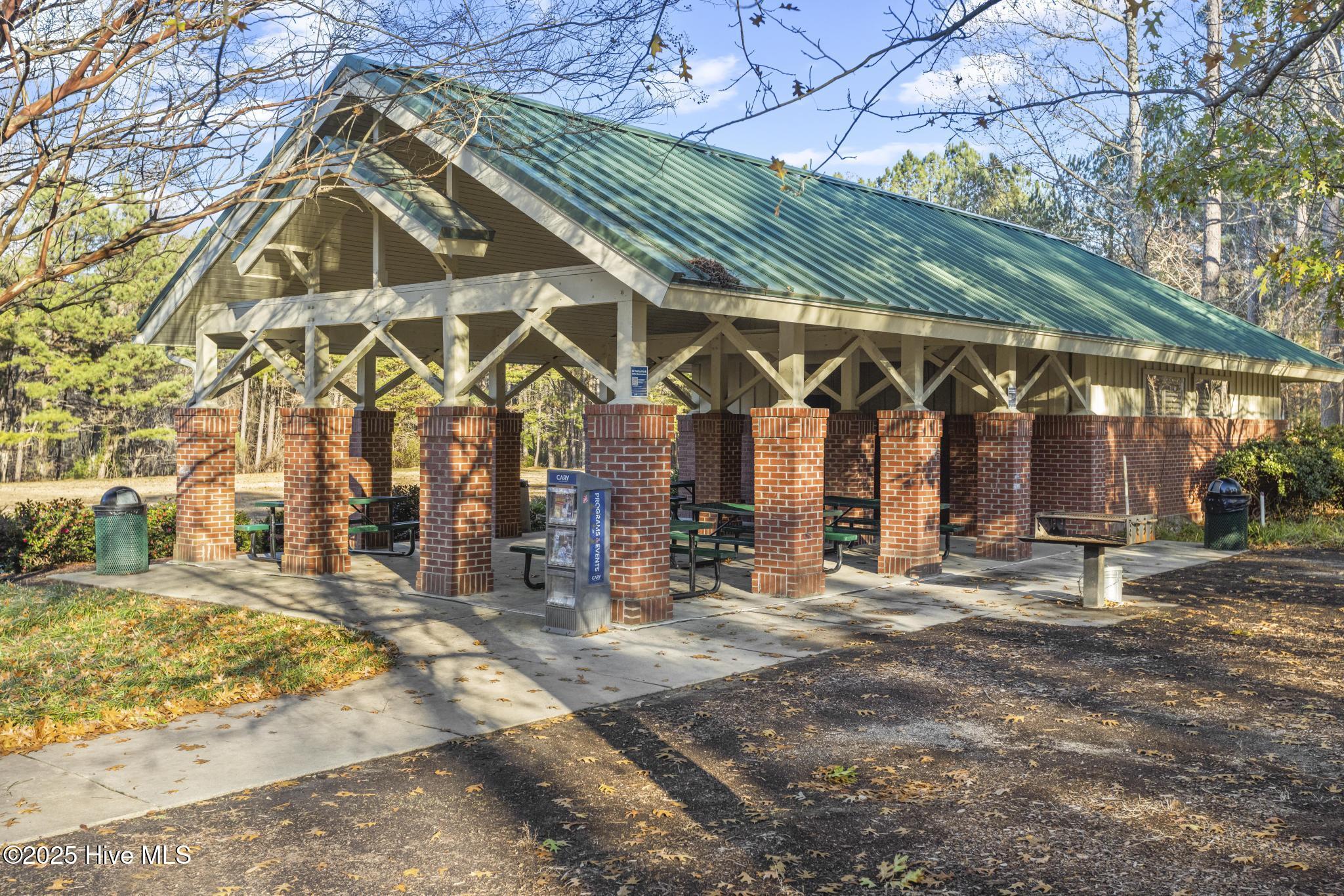 105 Catchpenny Court