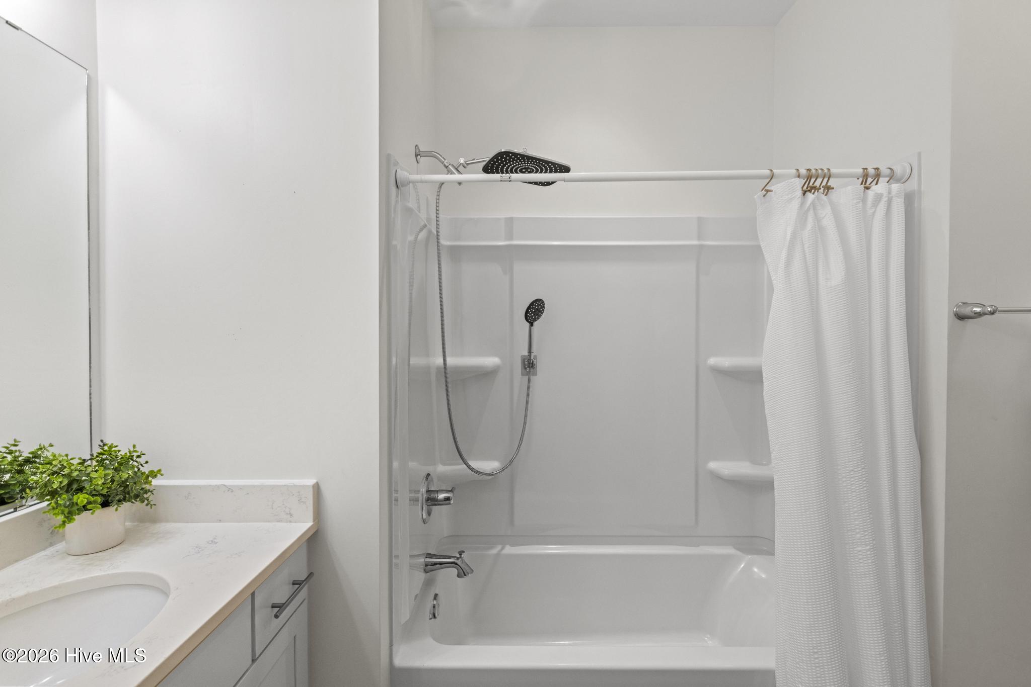 468 Island End Court