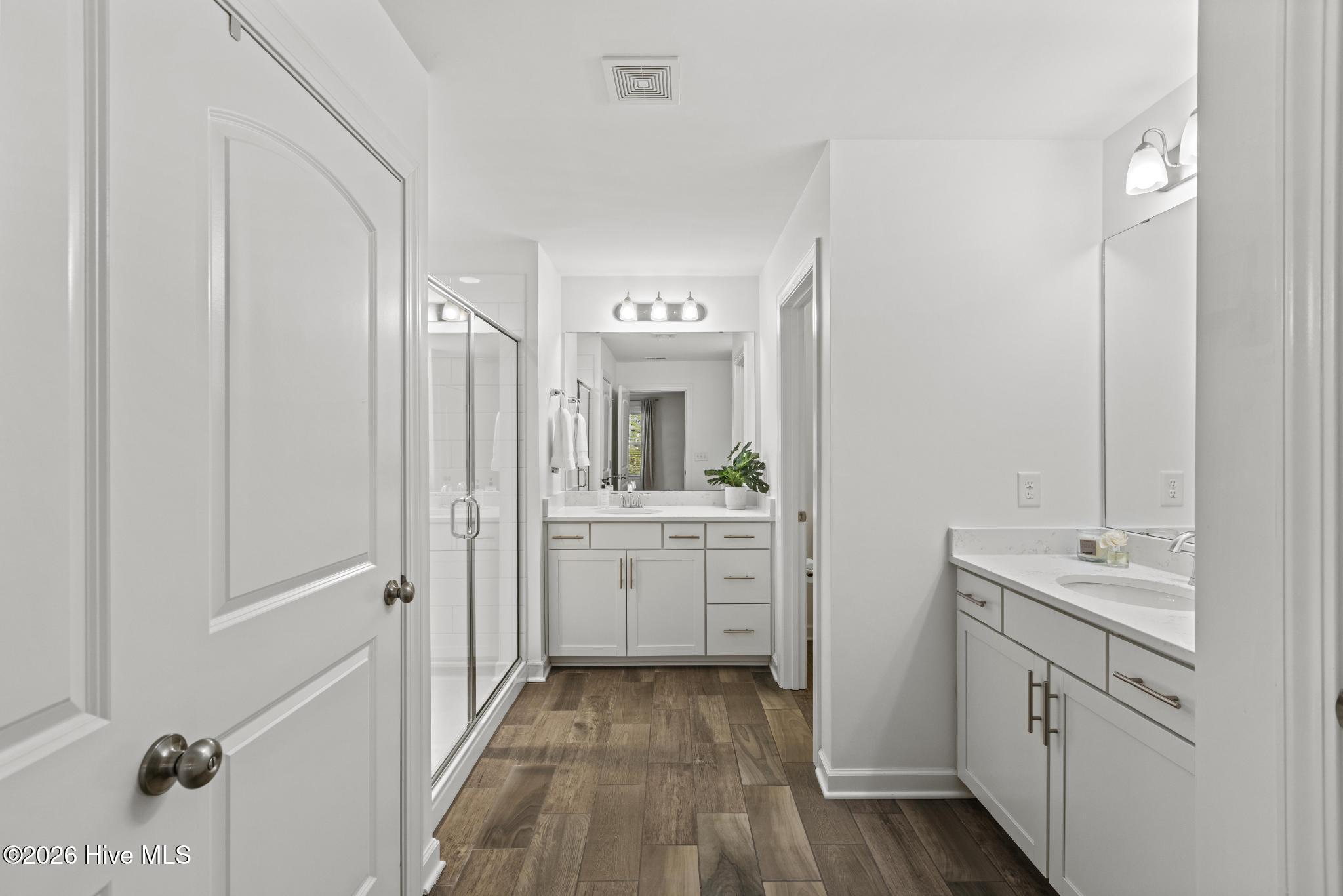 468 Island End Court