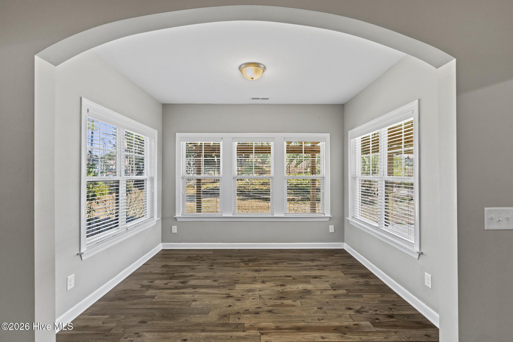 468 Island End Court