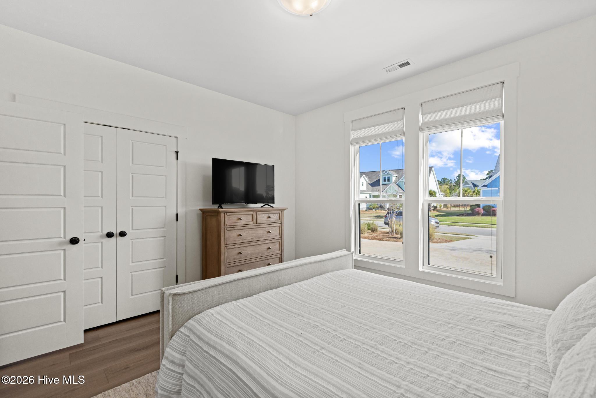 5301 Barcroft Lake Drive