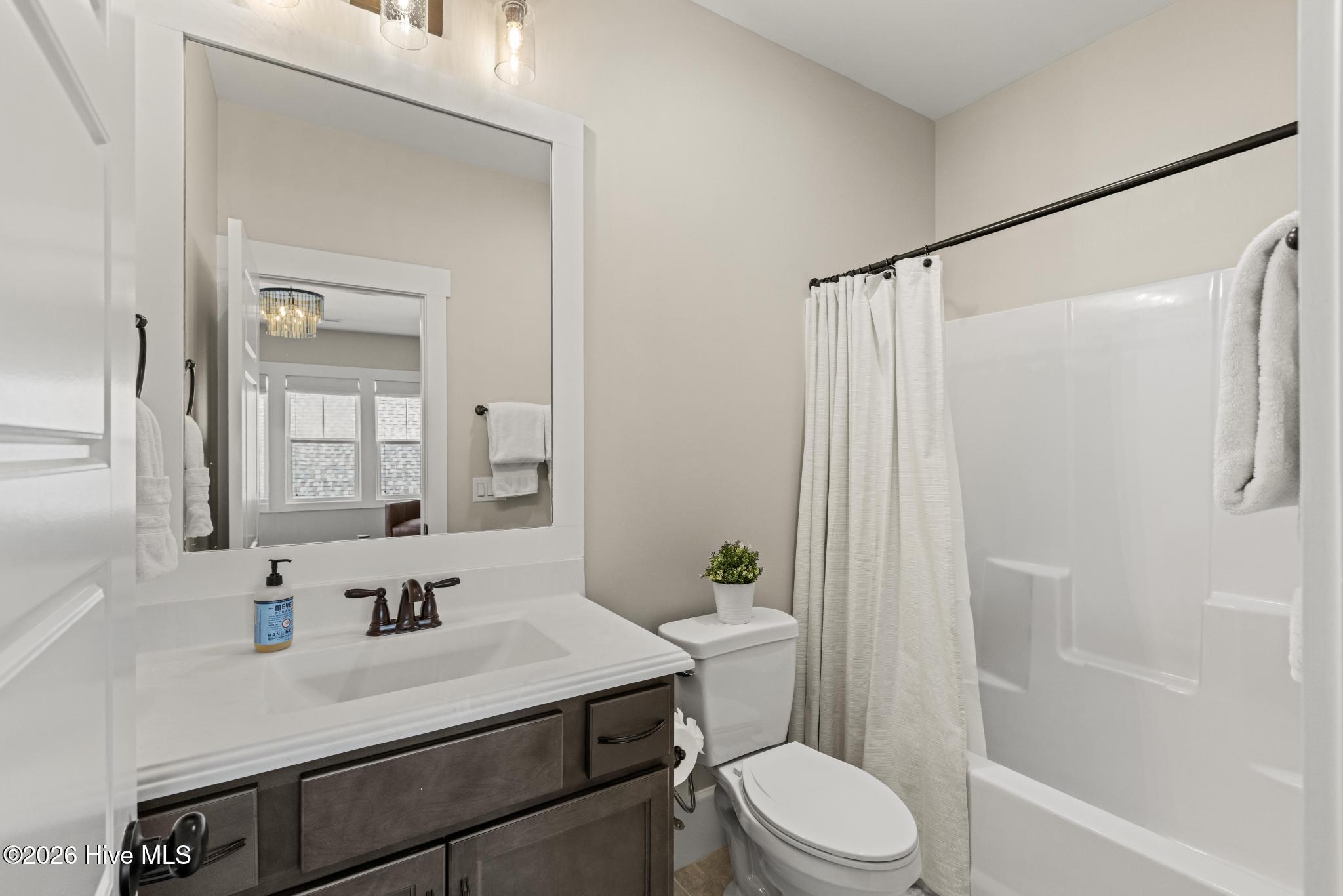 5301 Barcroft Lake Drive