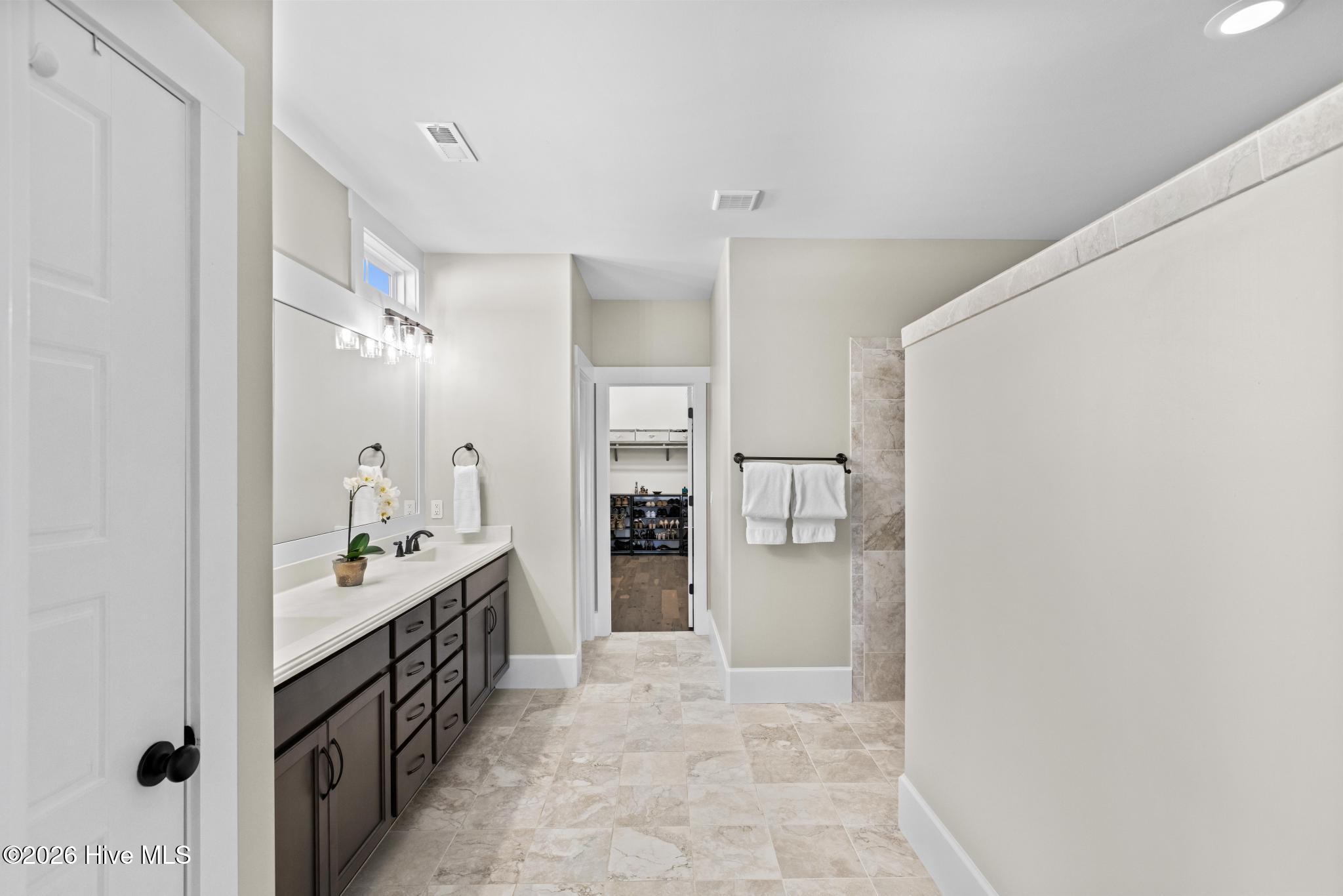 5301 Barcroft Lake Drive