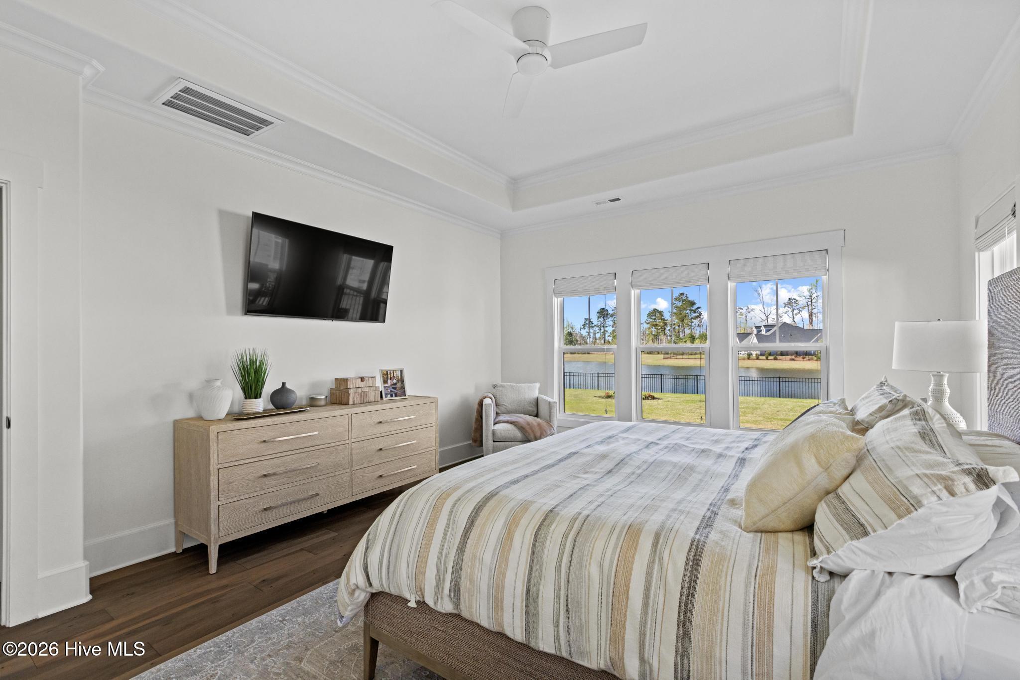 5301 Barcroft Lake Drive