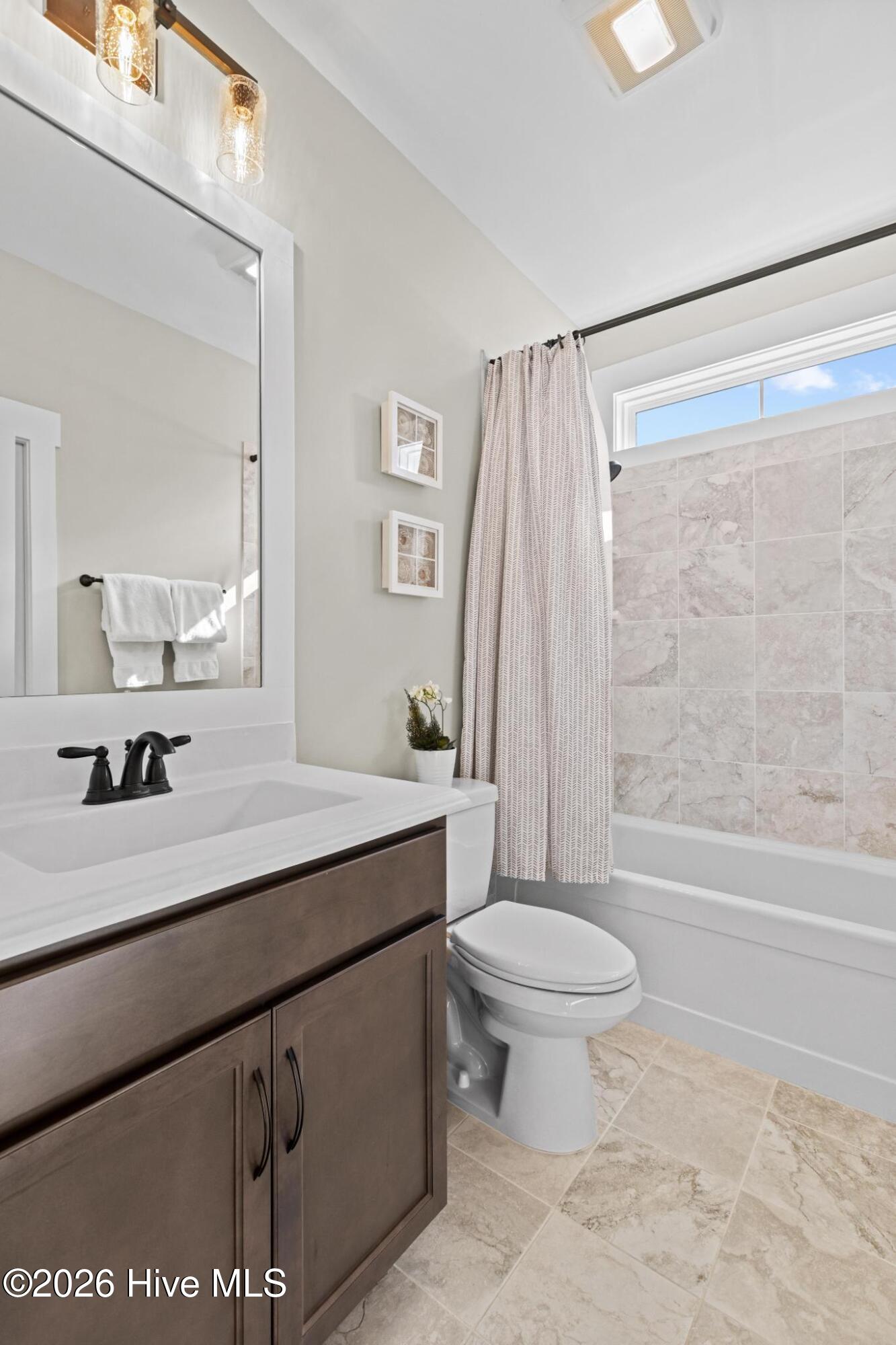 5301 Barcroft Lake Drive