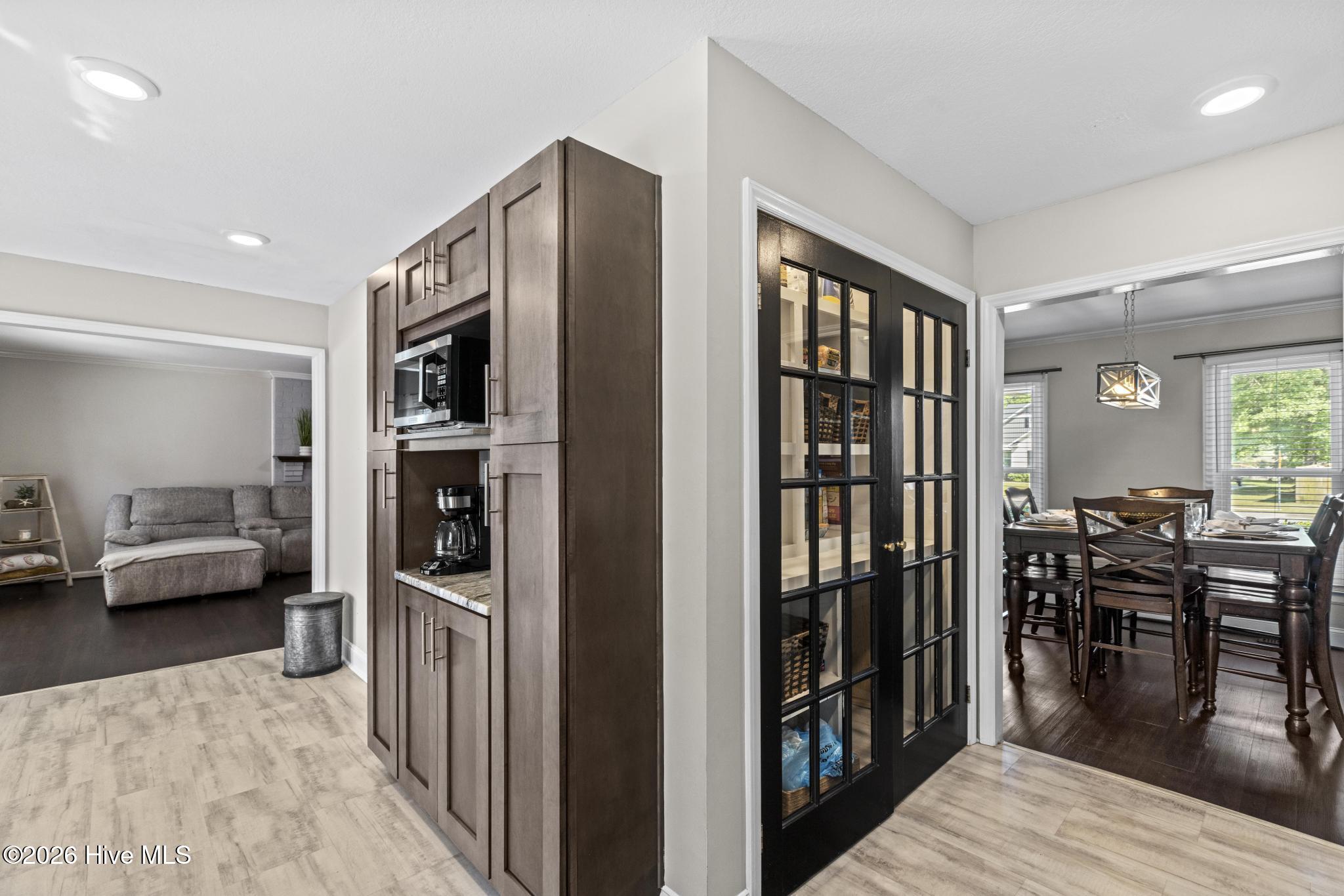 2724 Northwoods Drive