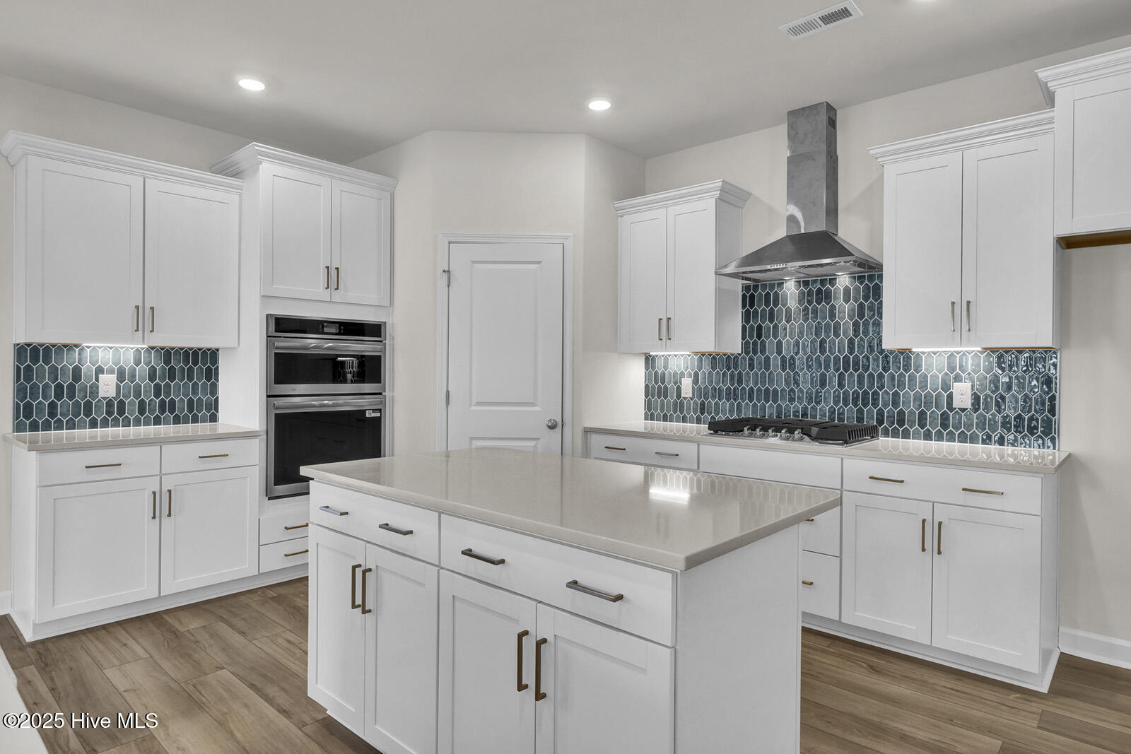 4923 Kinship Circle