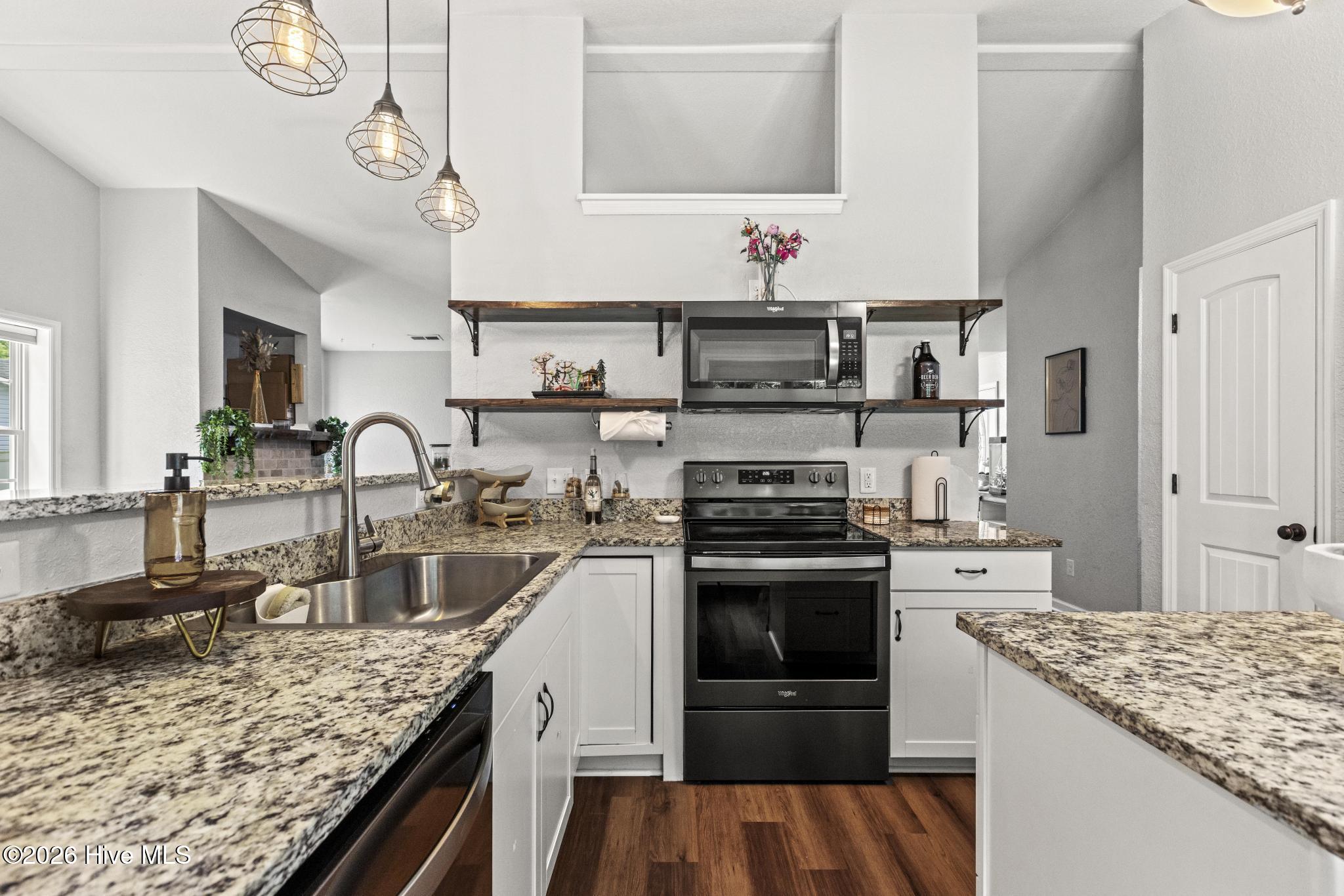137 Briar Hollow Drive