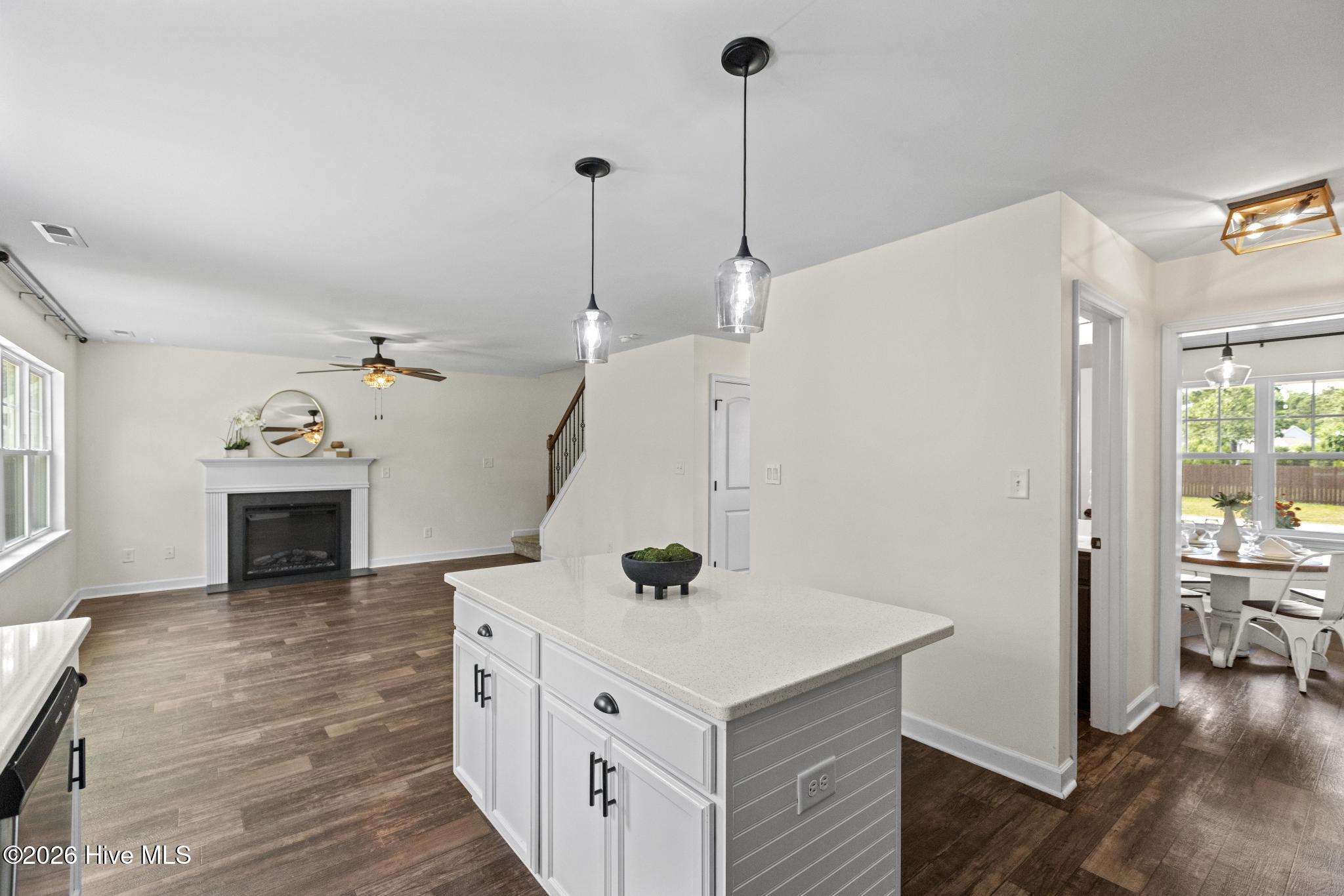 282 Breakwater Drive
