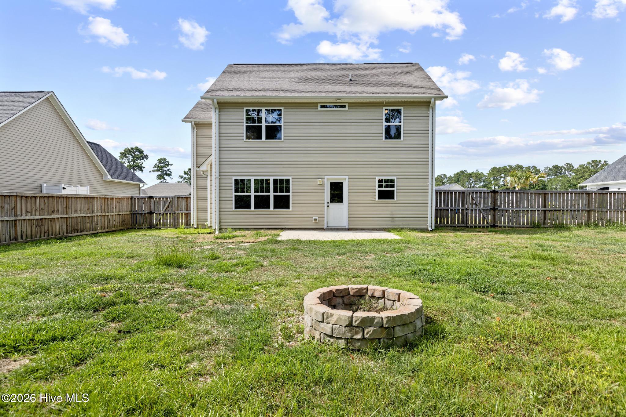 282 Breakwater Drive