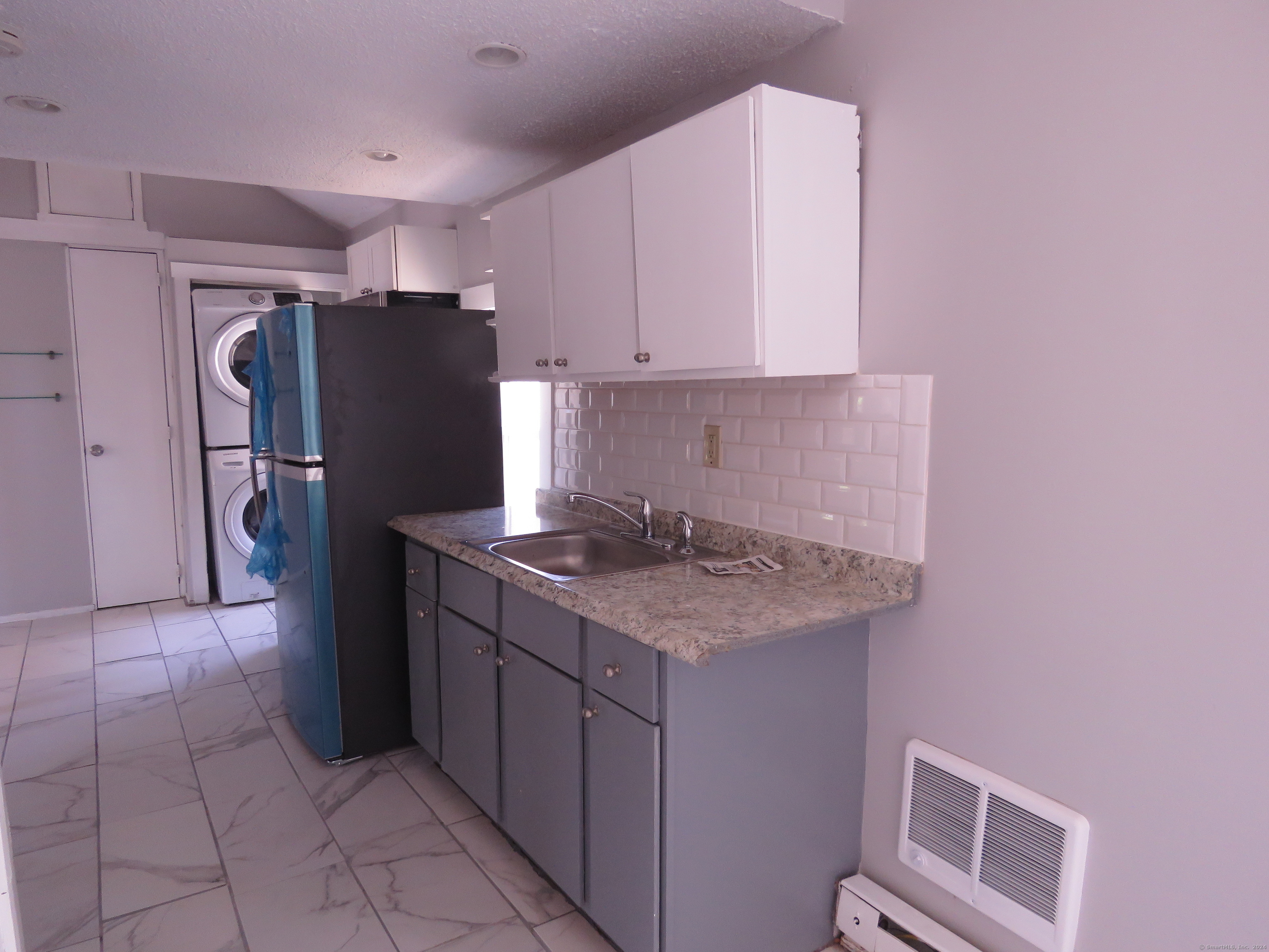 16 Vine Street 2
