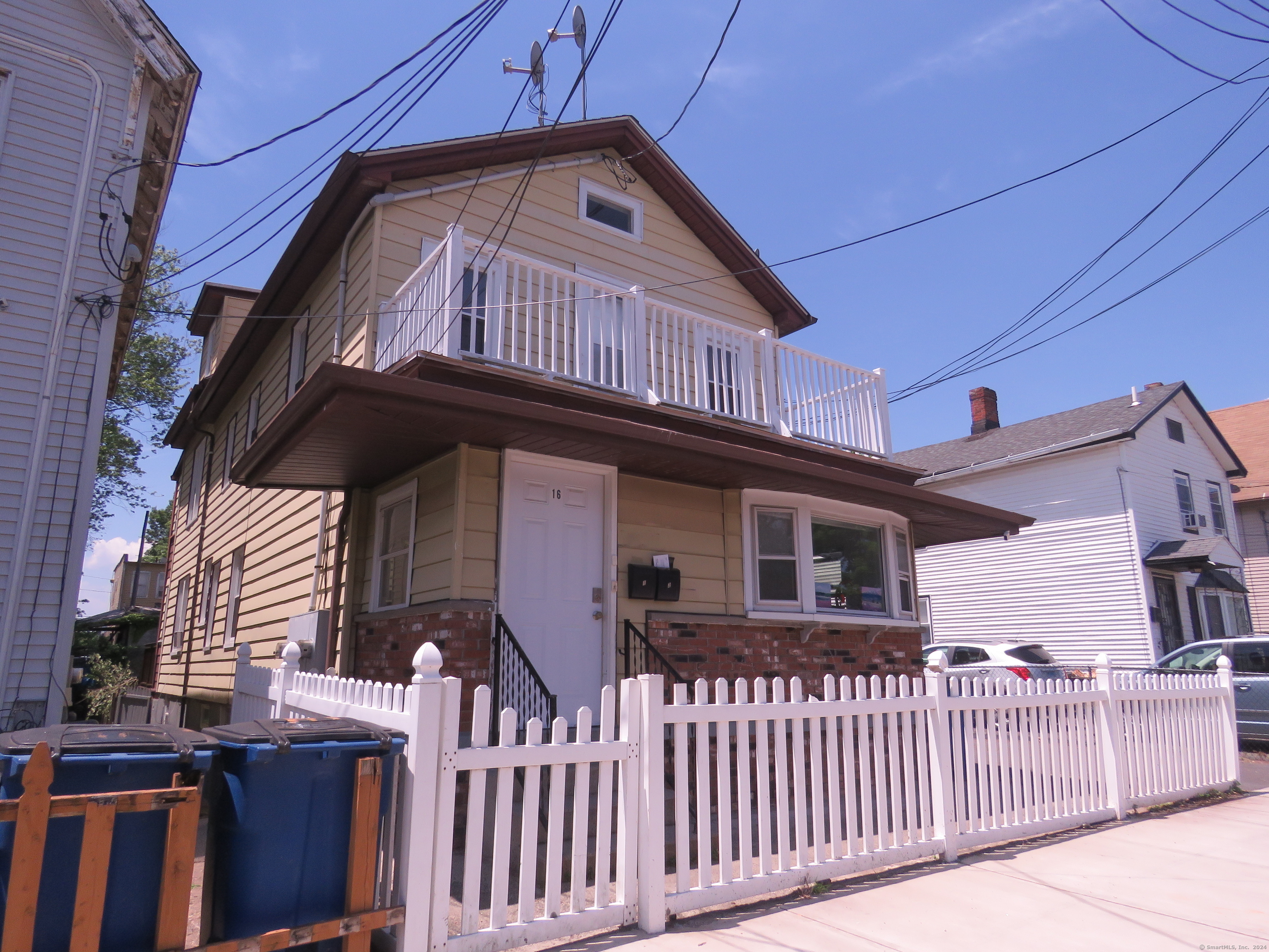 16 Vine Street 2
