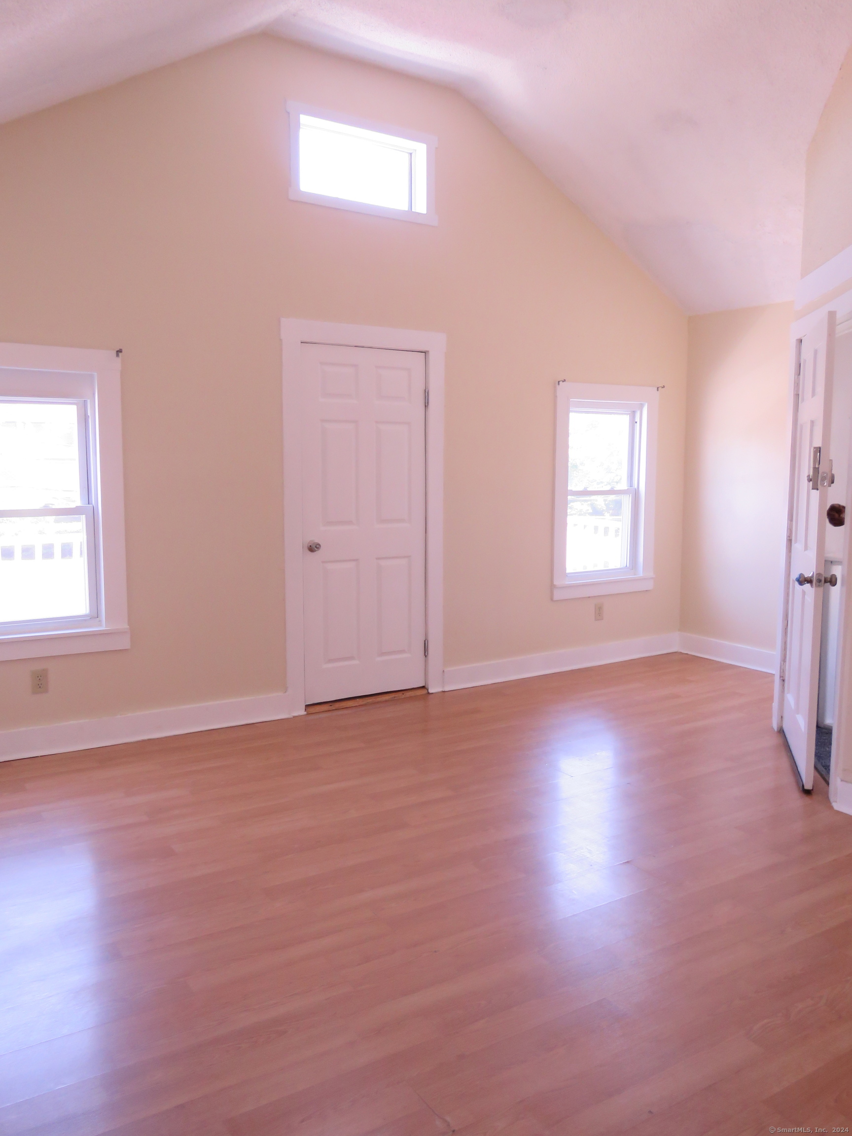 16 Vine Street 2