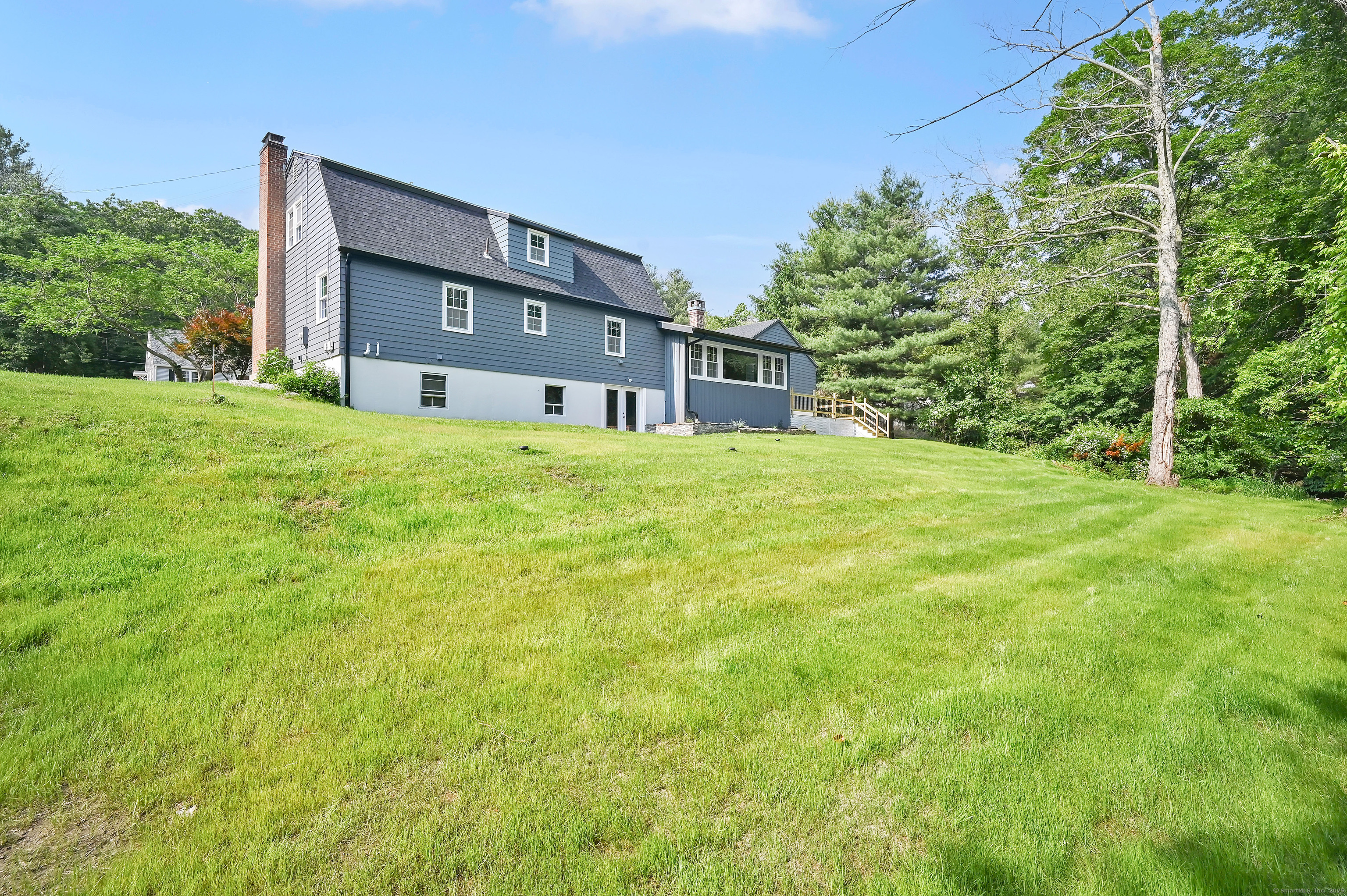 9 Earl Drive