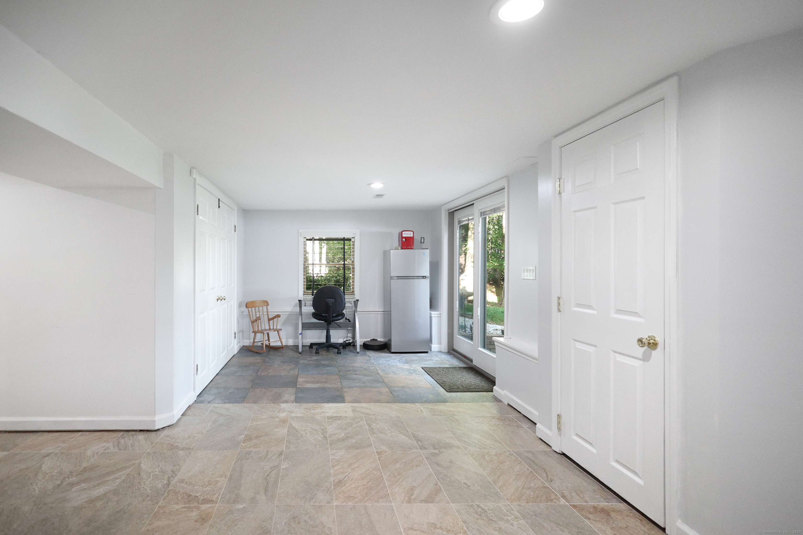 28 Lake View Drive