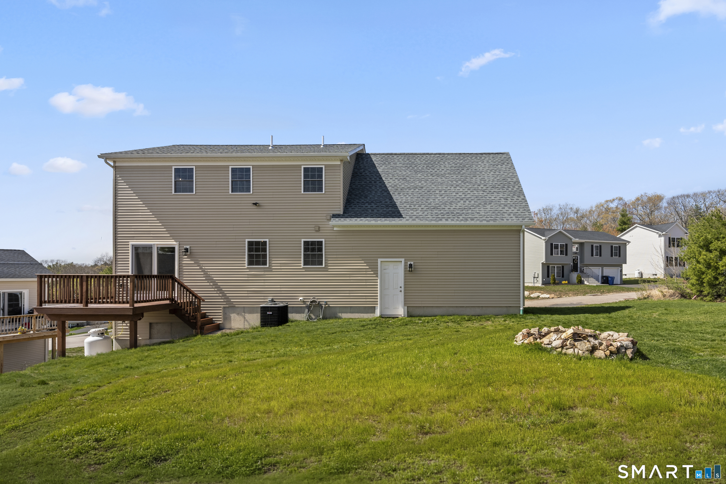25 Sterling Ridge Lane