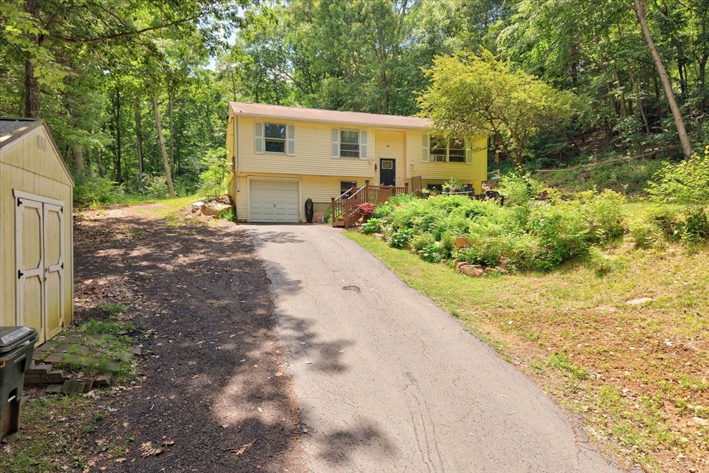 50 Monson Rd