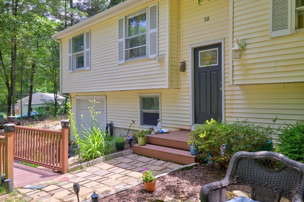 50 Monson Rd