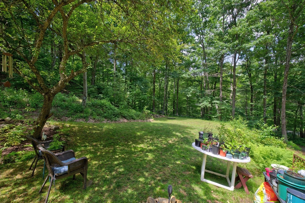 50 Monson Rd