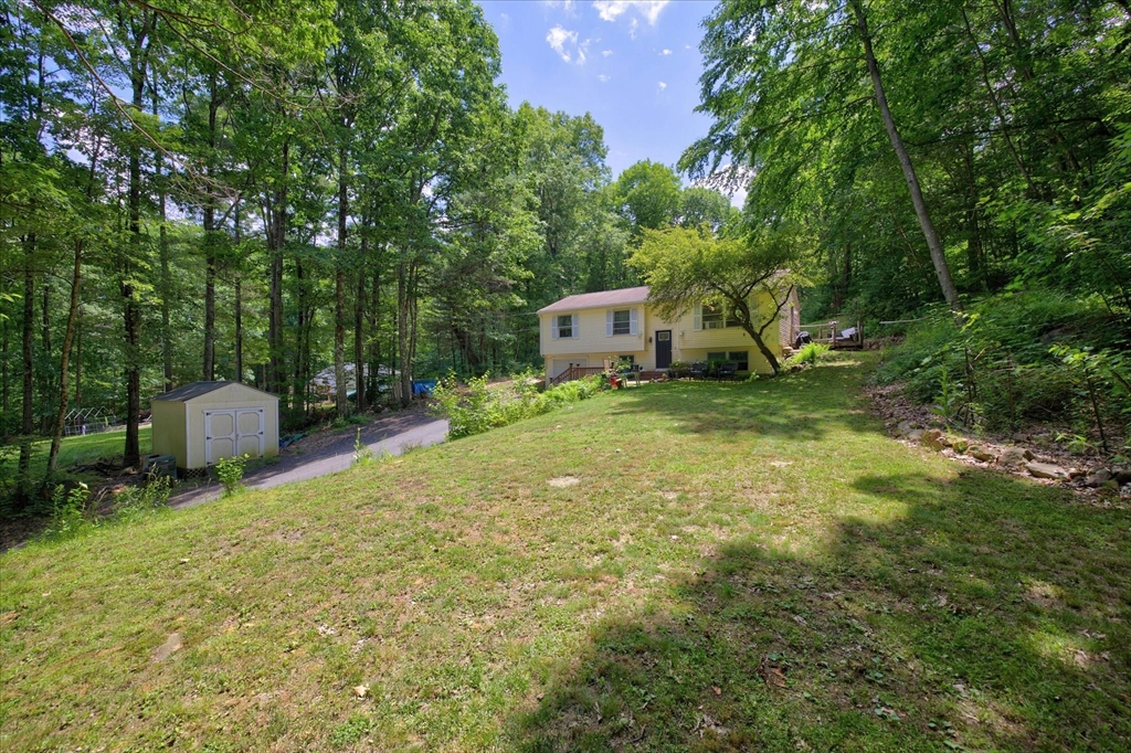 50 Monson Rd