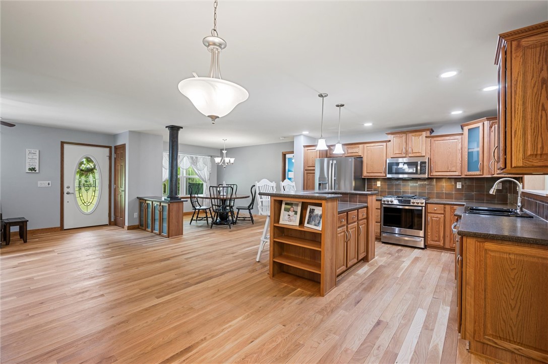 310 Laurel Lane 100