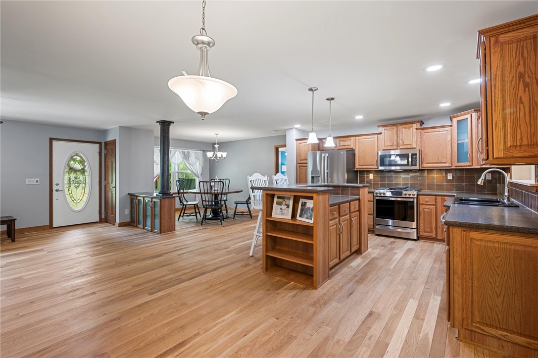 310 Laurel Lane 100