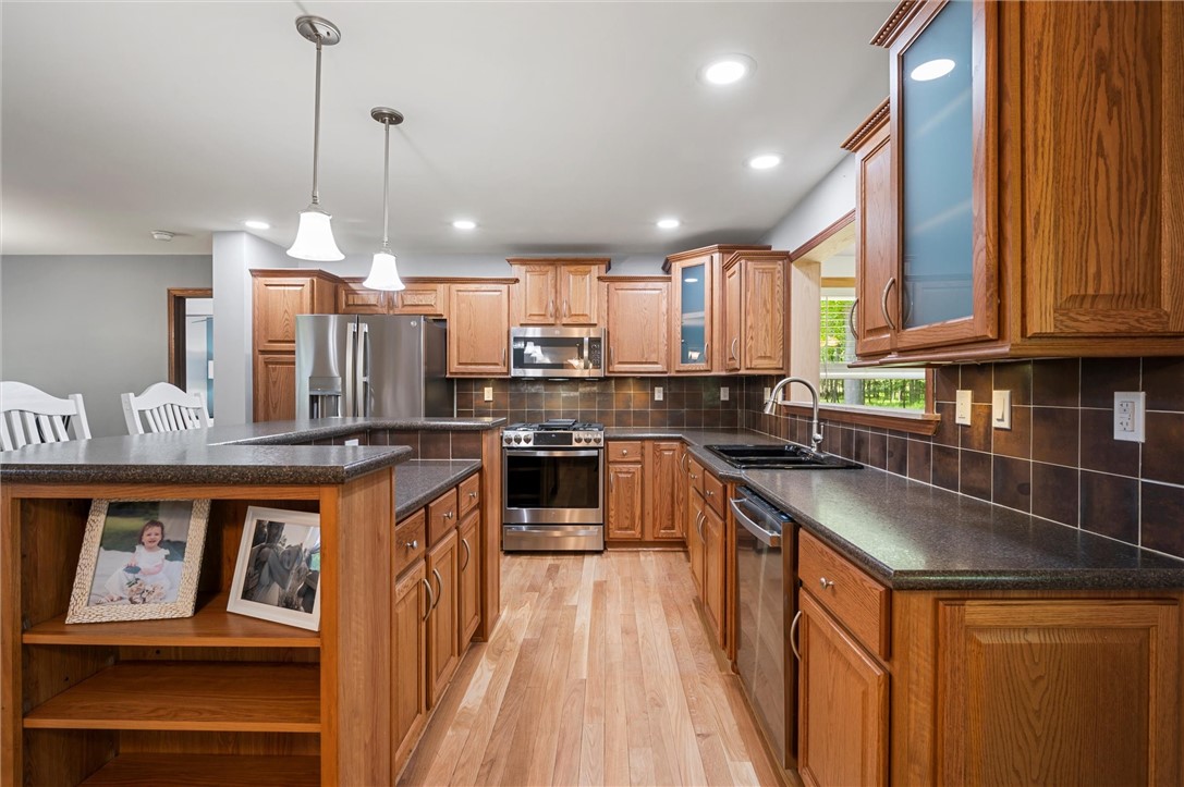 310 Laurel Lane 100