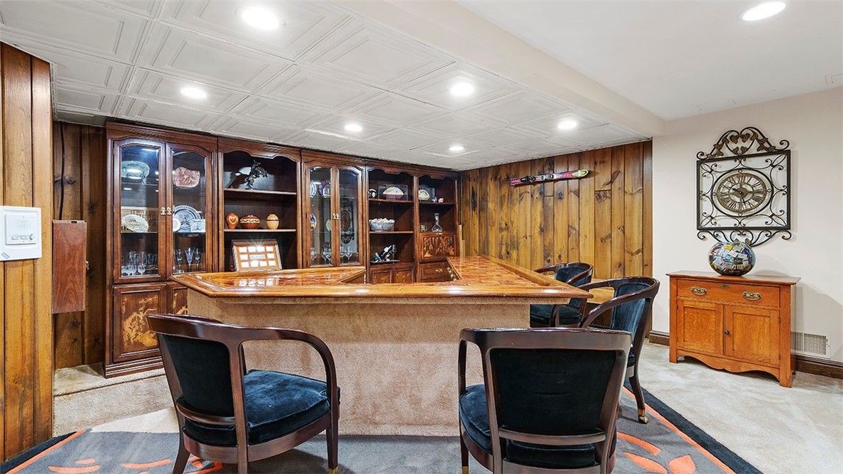 613 Lincoln Rd