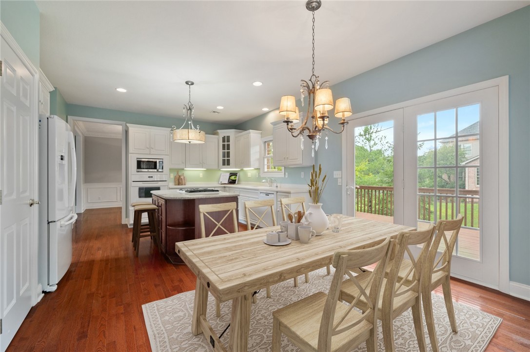 801 Huron Ct