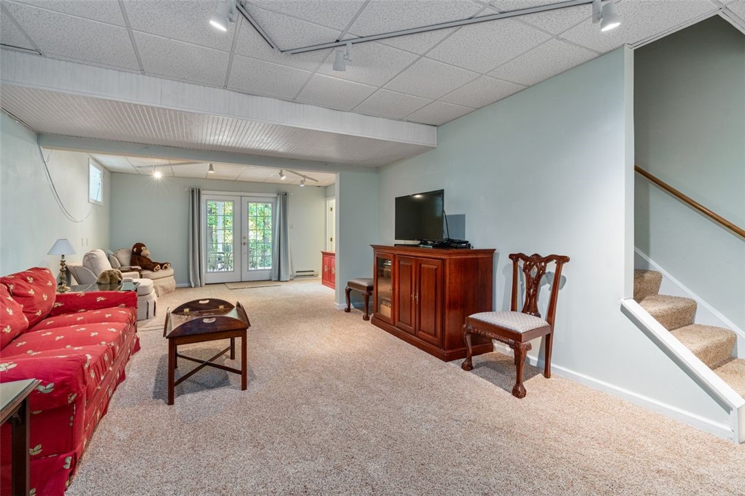 506 Hickory Ct