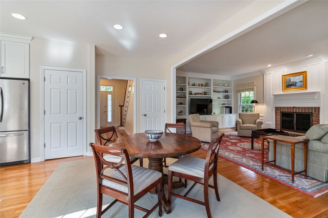 506 Hickory Ct